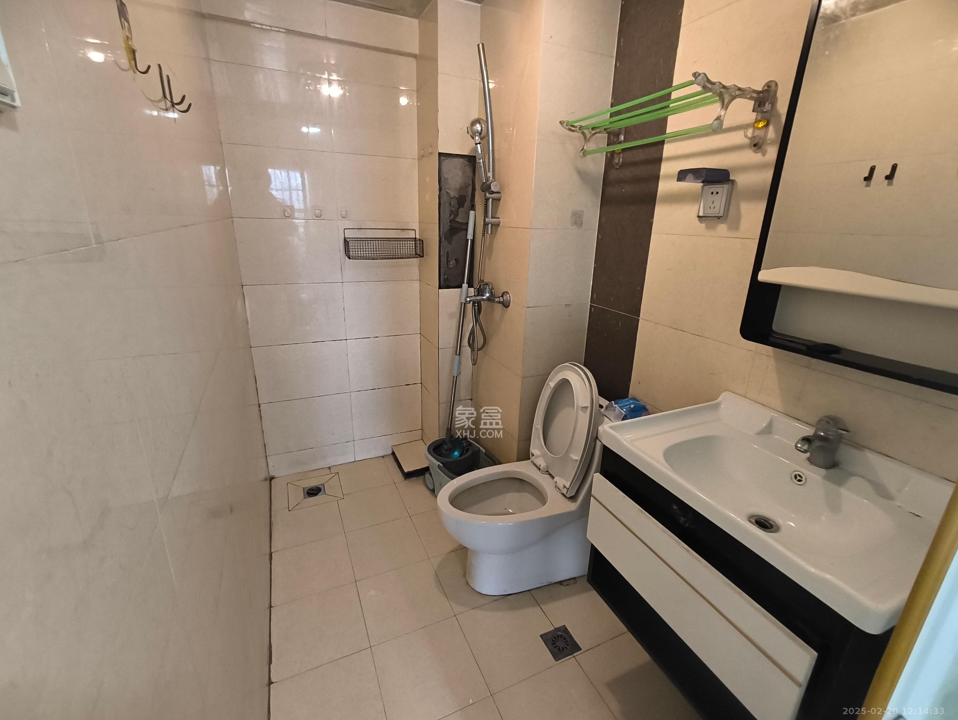 中海新城熙岸(中信新城五期) 1室1厅1卫 1380.0元/月 中海新城熙岸(中信新城五期) 1室1厅1卫 1380.0元/月室内图