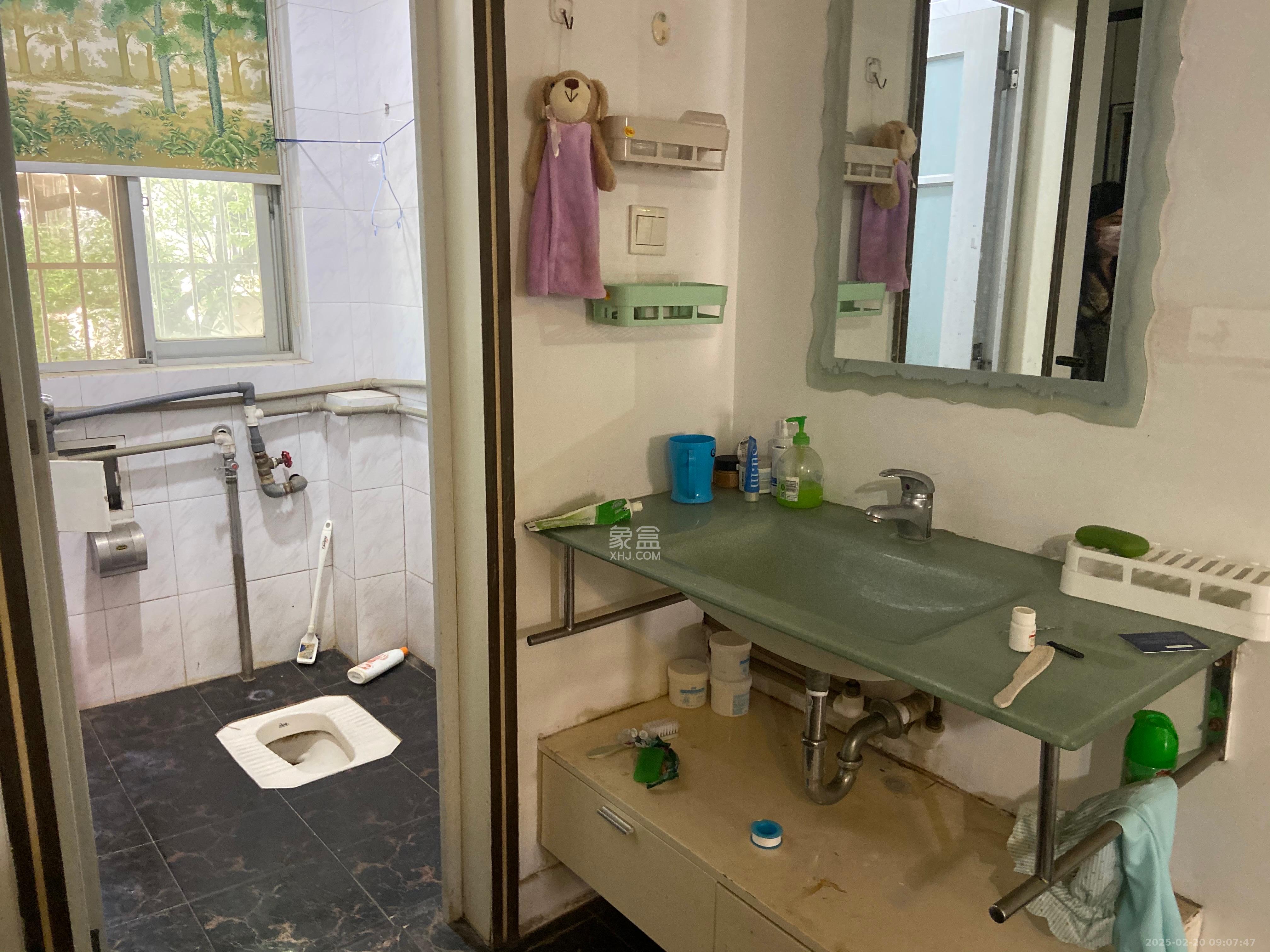 金泰小区  2室1厅1卫    2000.0元/月室内图