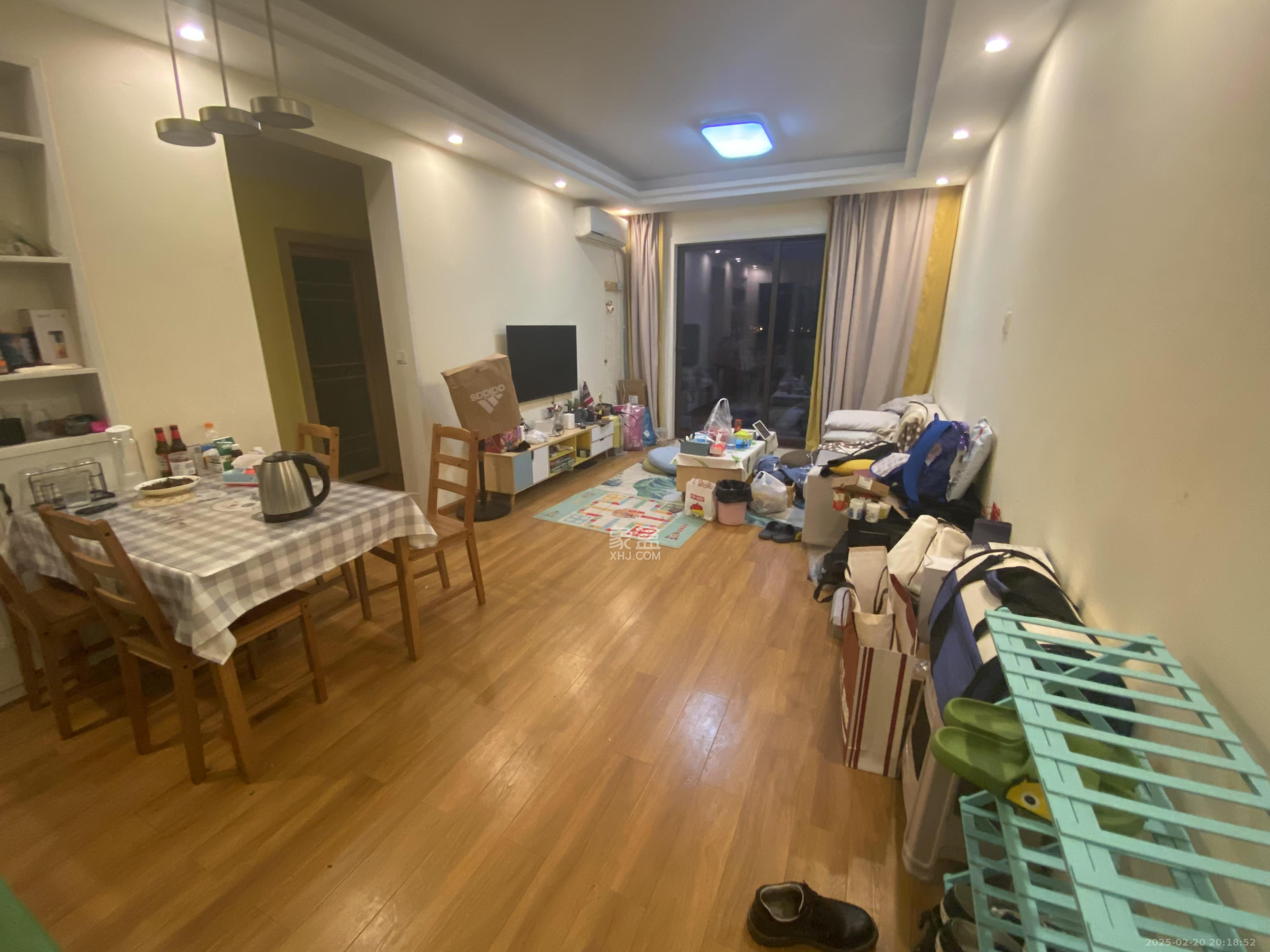 华润橡树湾  2室2厅1卫   2200.00元/月室内图