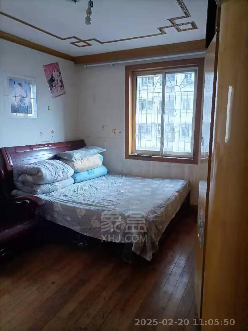 华盛商厦 3室1厅1卫 600.0元/月 华盛商厦 3室1厅1卫 600.0元/月室内图