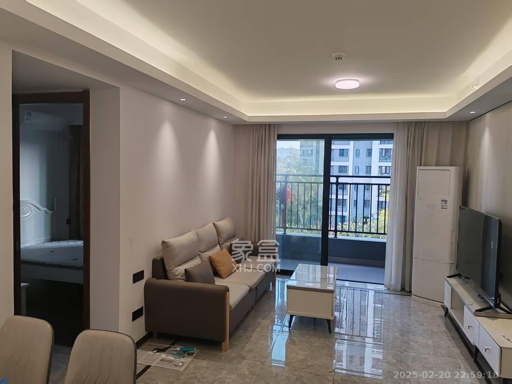 梅溪悦章 3室2厅2卫 3200.0元/月 梅溪悦章 3室2厅2卫 3200.0元/月室内图