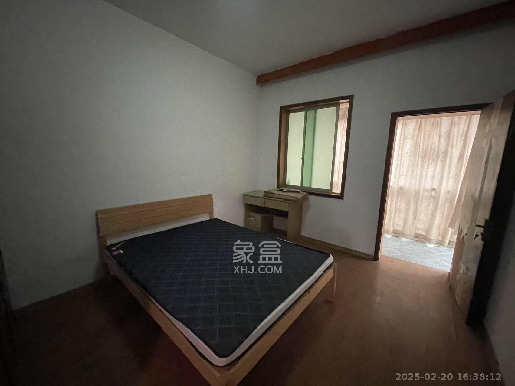 中南汽车世界 2室2厅1卫 850.0元/月 中南汽车世界 2室2厅1卫 850.0元/月室内图