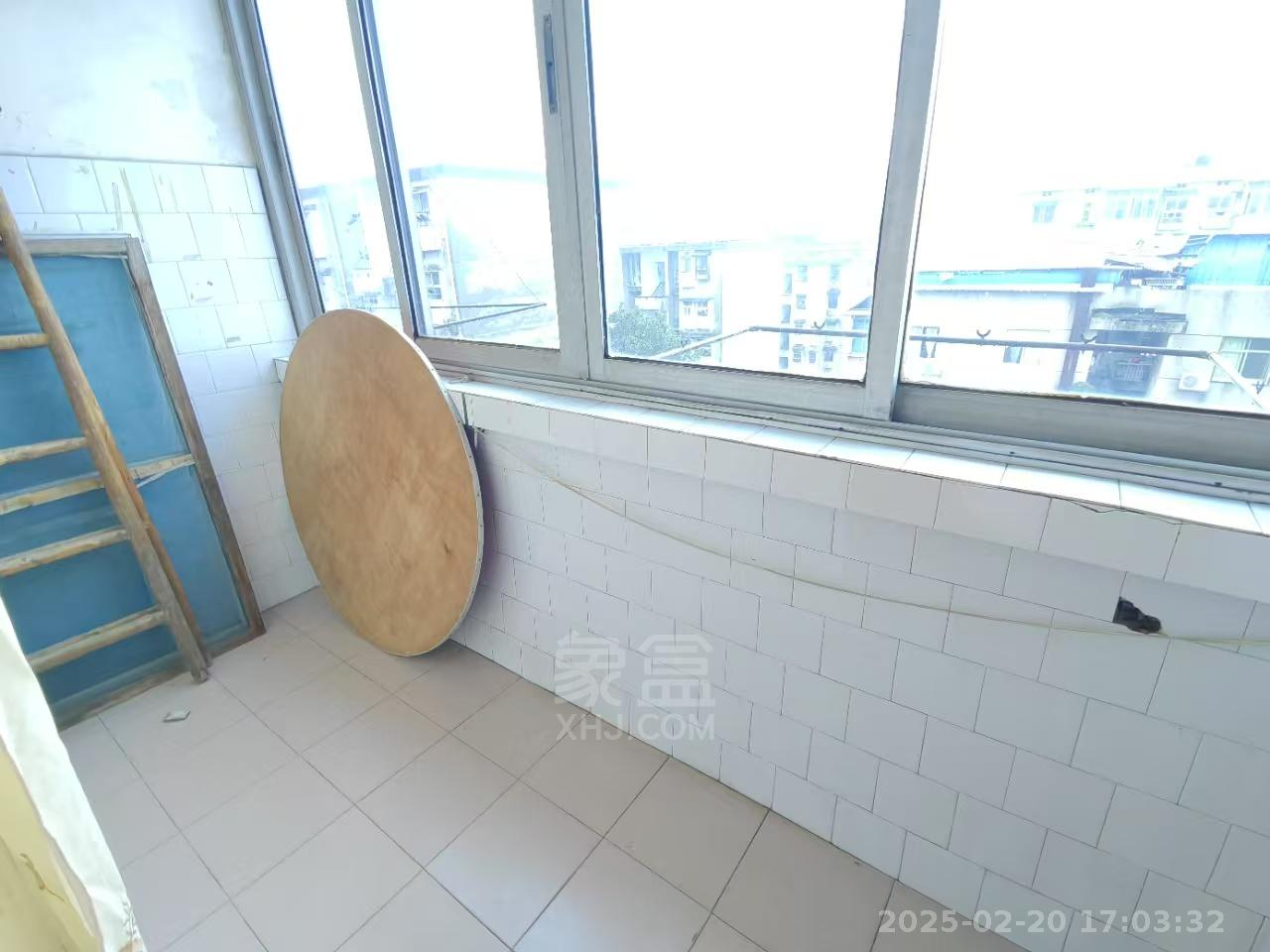 北山一村 2室1厅1卫 600.0元/月 北山一村 2室1厅1卫 600.0元/月室内图