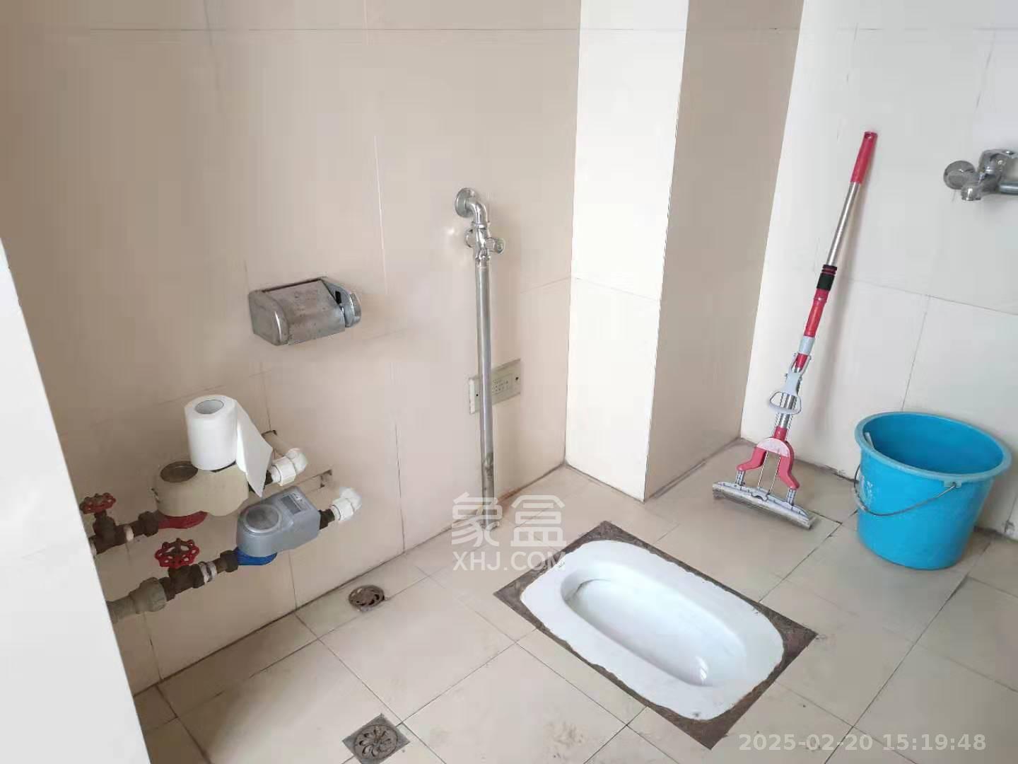 东一国际  2室1厅1卫   4000.00元/月室内图
