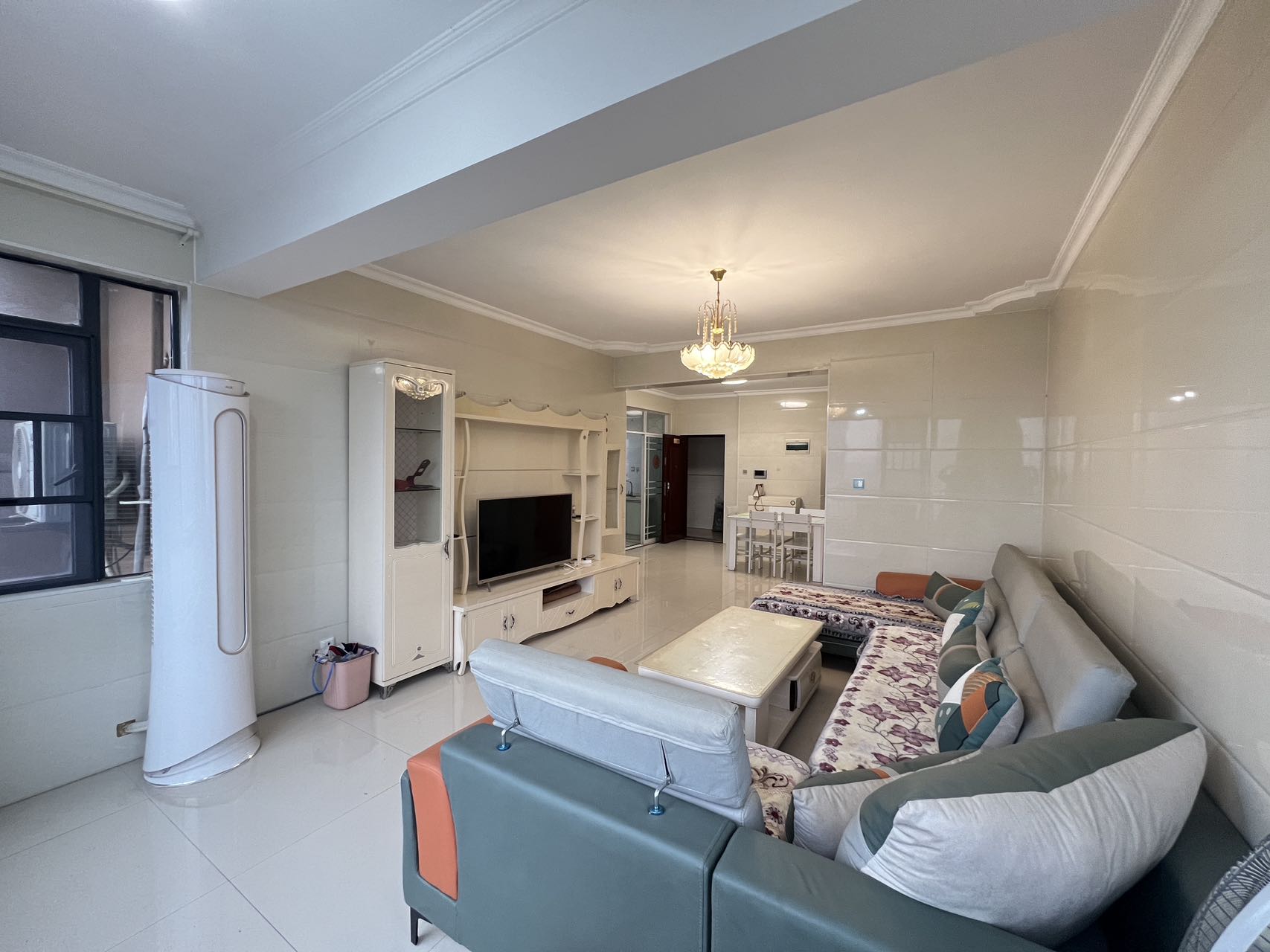 盛世金源 3室2厅1卫 2000.0元/月 盛世金源 3室2厅1卫 2000.0元/月室内图