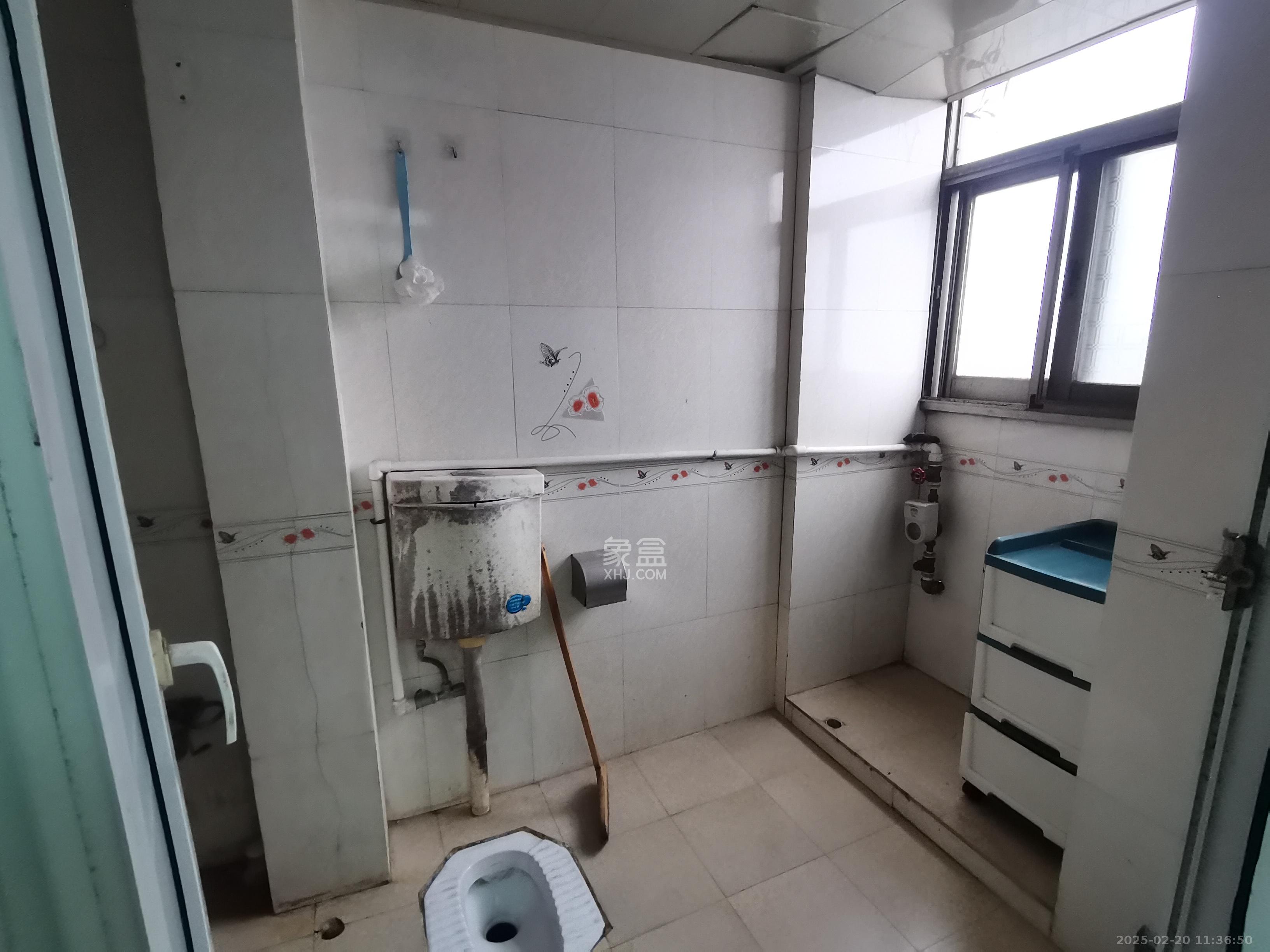 化肥厂宿舍 3室2厅1卫 900.0元/月 化肥厂宿舍 3室2厅1卫 900.0元/月室内图