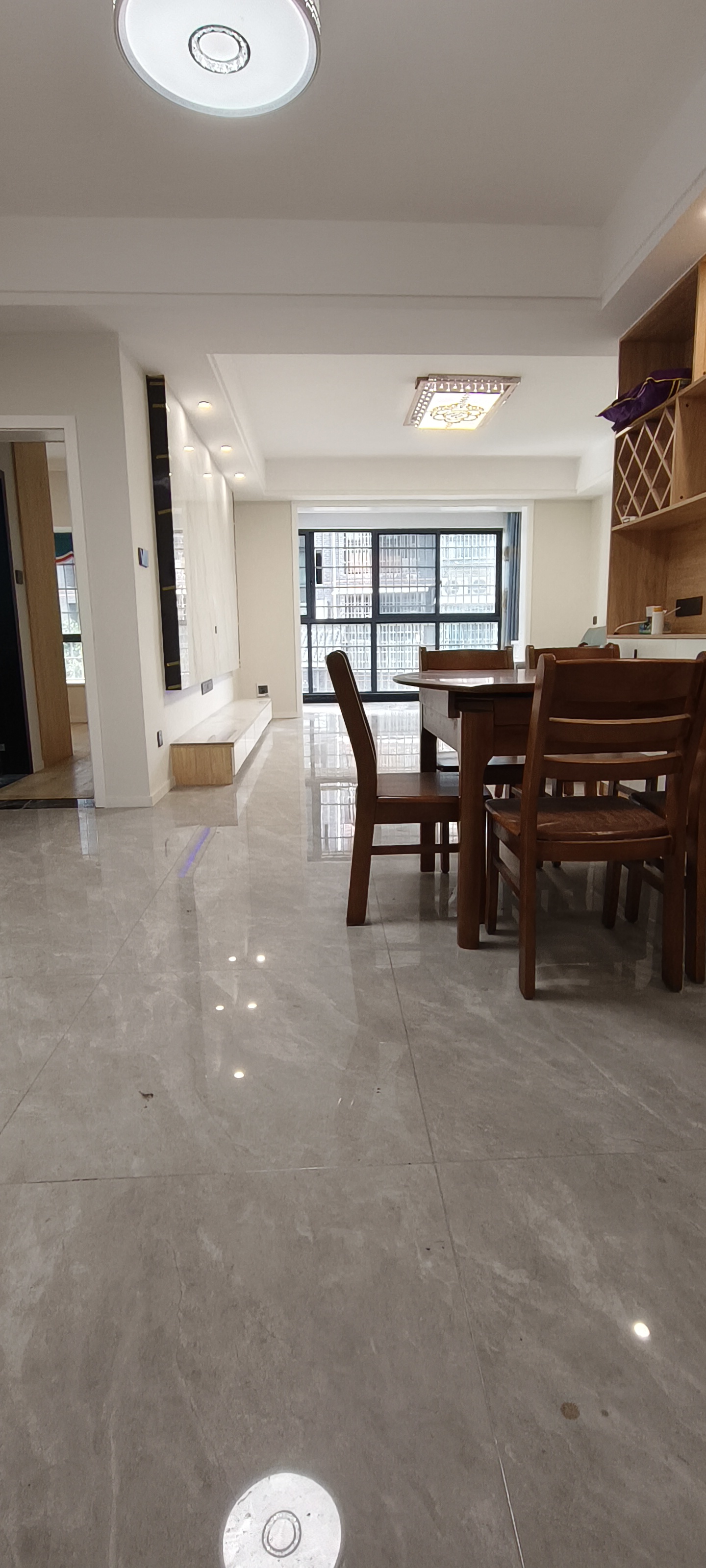 森林之家  3室2厅2卫    49.0万 森林之家  3室2厅2卫    49.0万客厅