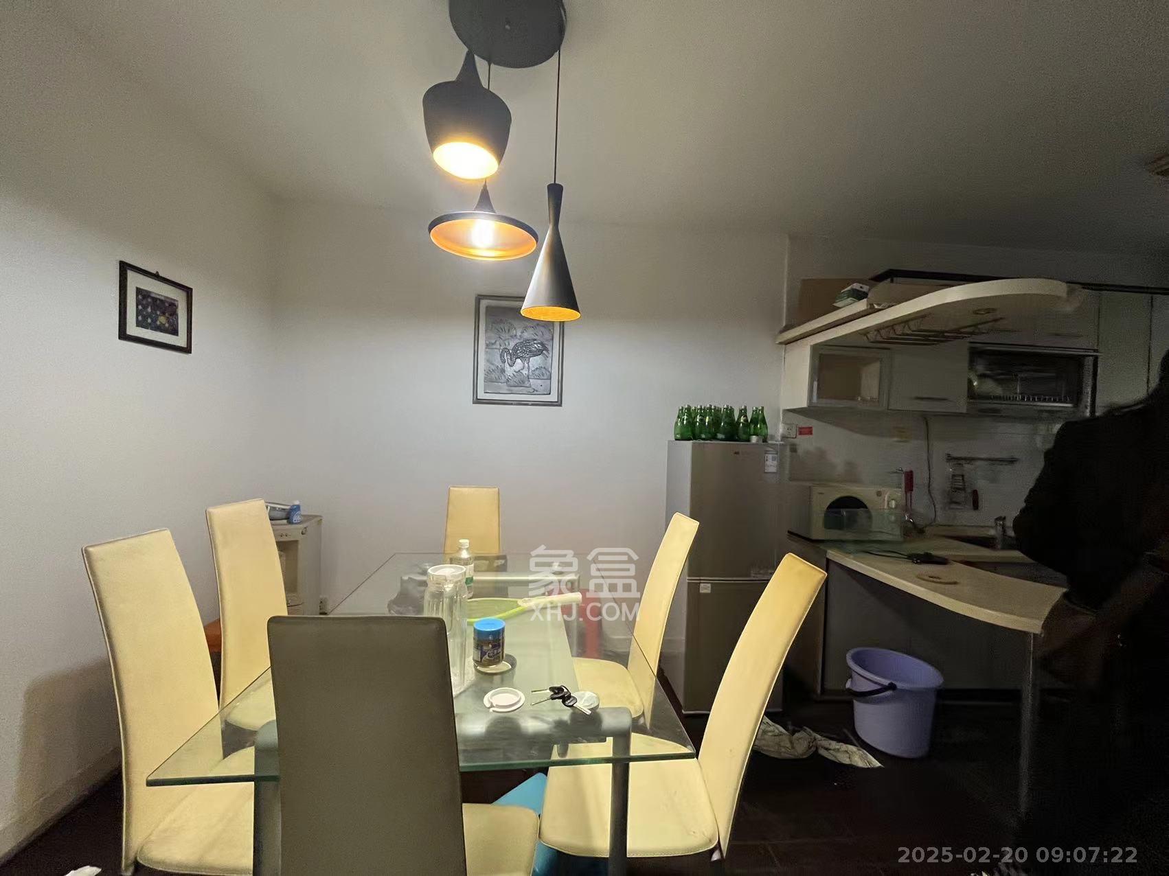 金泰小区  2室1厅1卫    2000.0元/月室内图