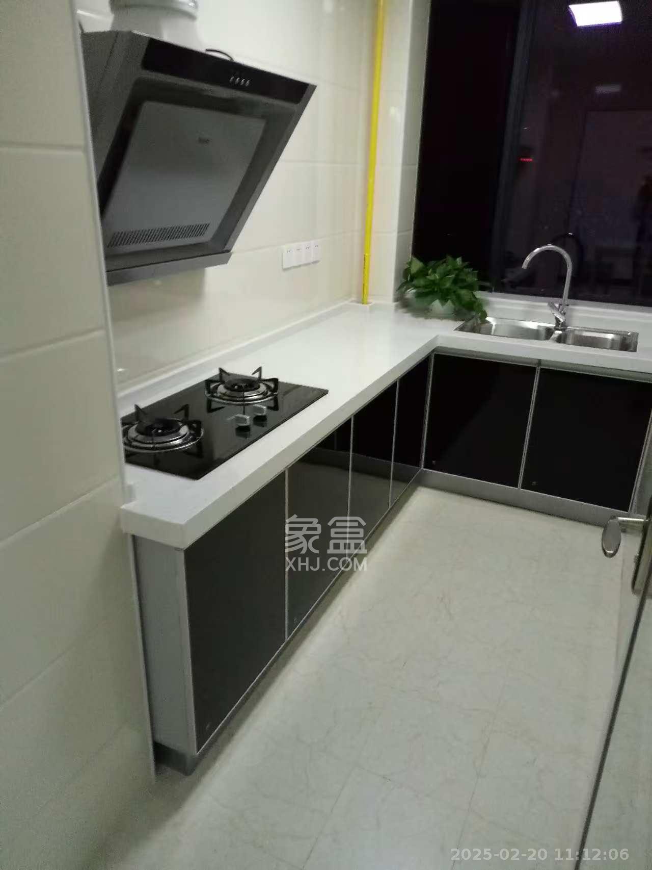 和庄  3室1厅1卫   2600.00元/月室内图