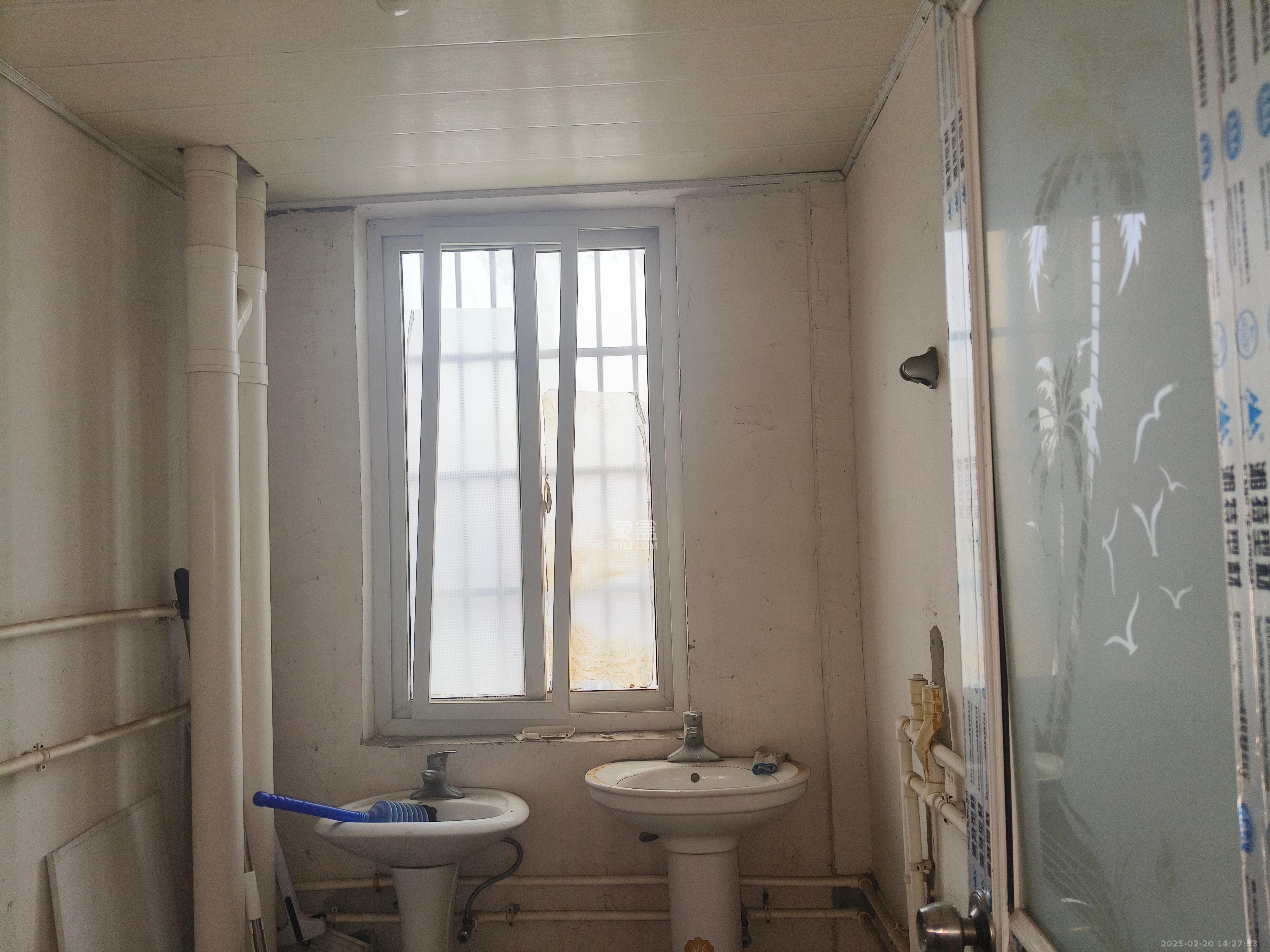 开源鑫景 4室2厅2卫 2100.0元/月 开源鑫景 4室2厅2卫 2100.0元/月室内图