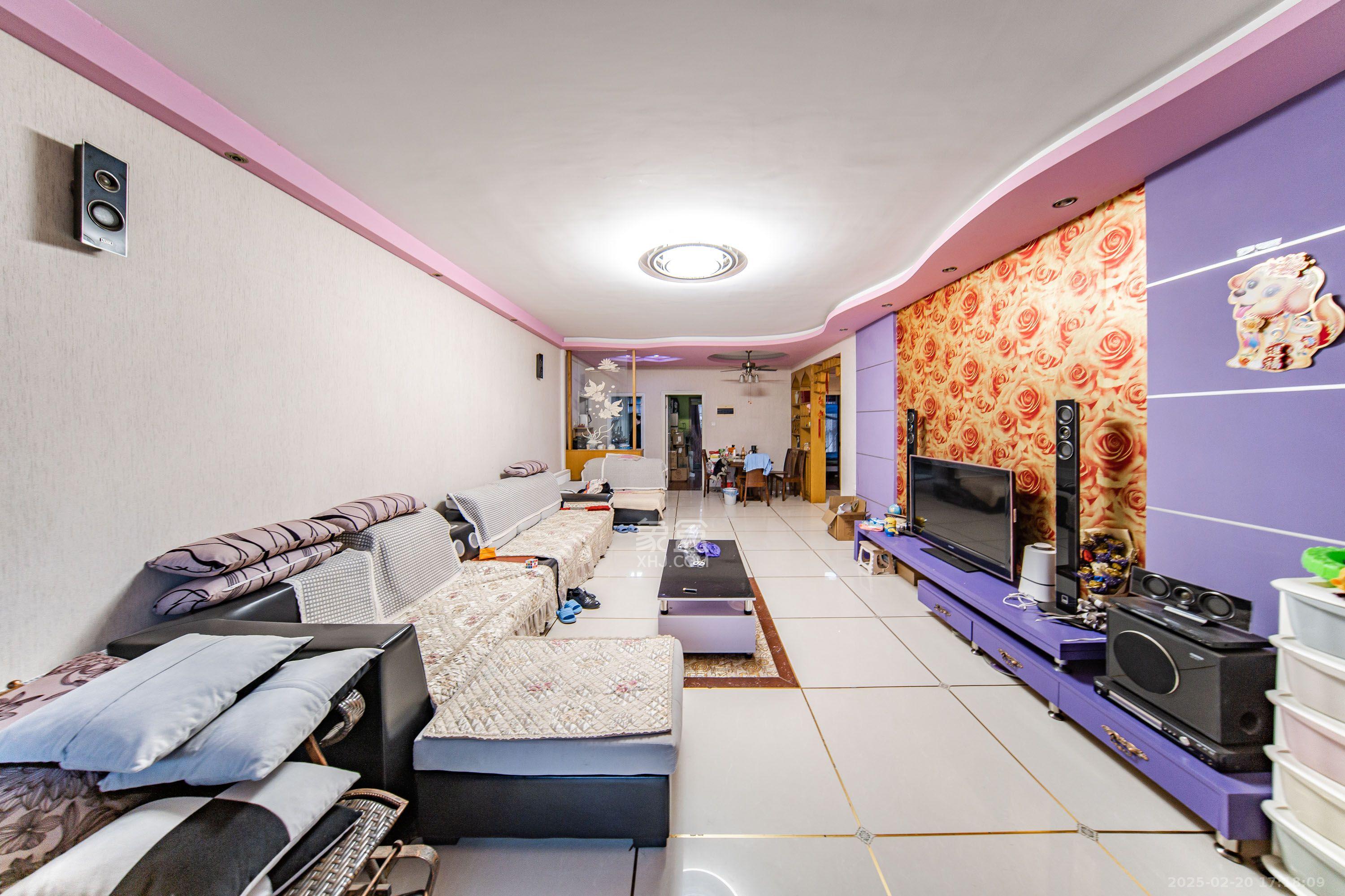 阳光100三期 3室2厅2卫 3000.0元/月 阳光100三期 3室2厅2卫 3000.0元/月室内图