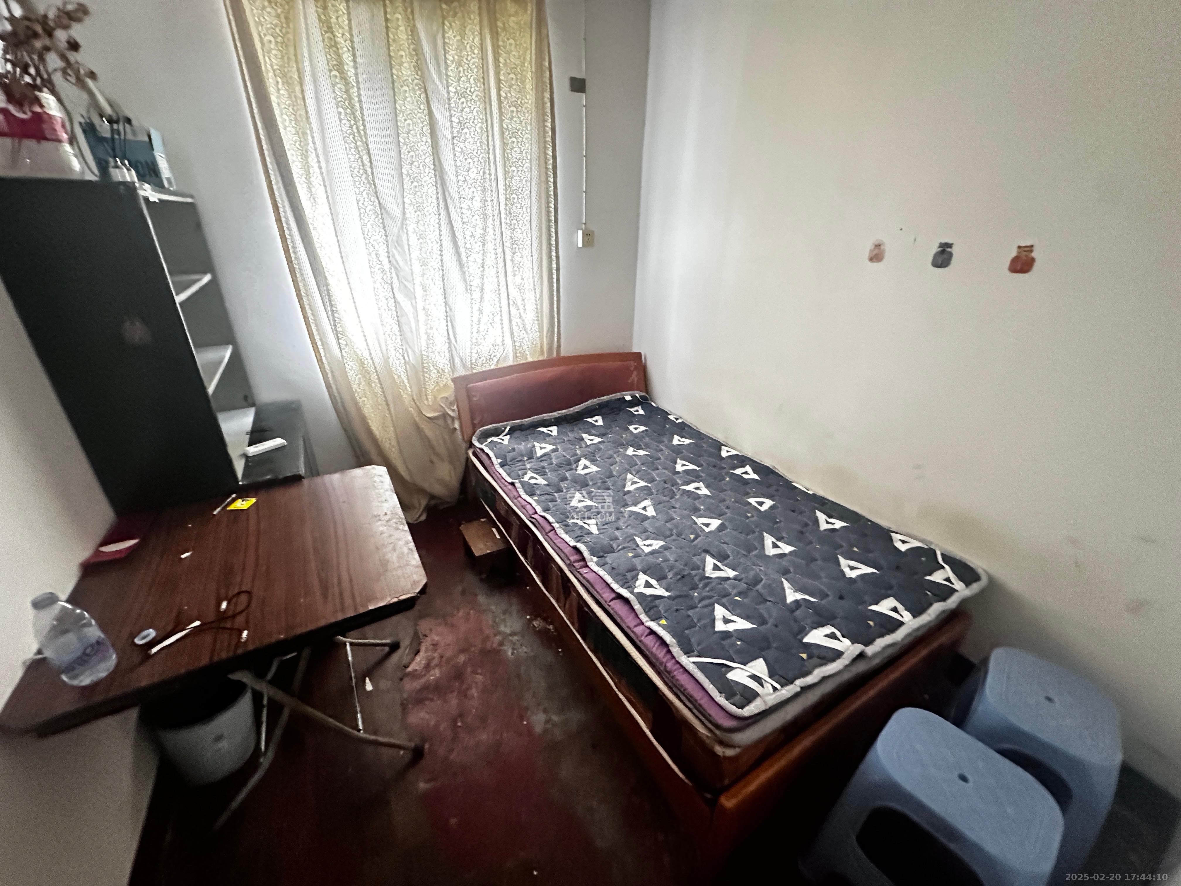 文艺新村 2室1厅1卫 1600.0元/月 文艺新村 2室1厅1卫 1600.0元/月室内图