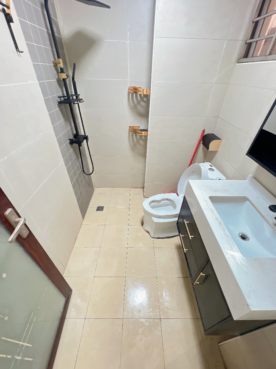 滨江度假城 1室0厅1卫 63.0万 滨江度假城 1室0厅1卫 63.0万室内图