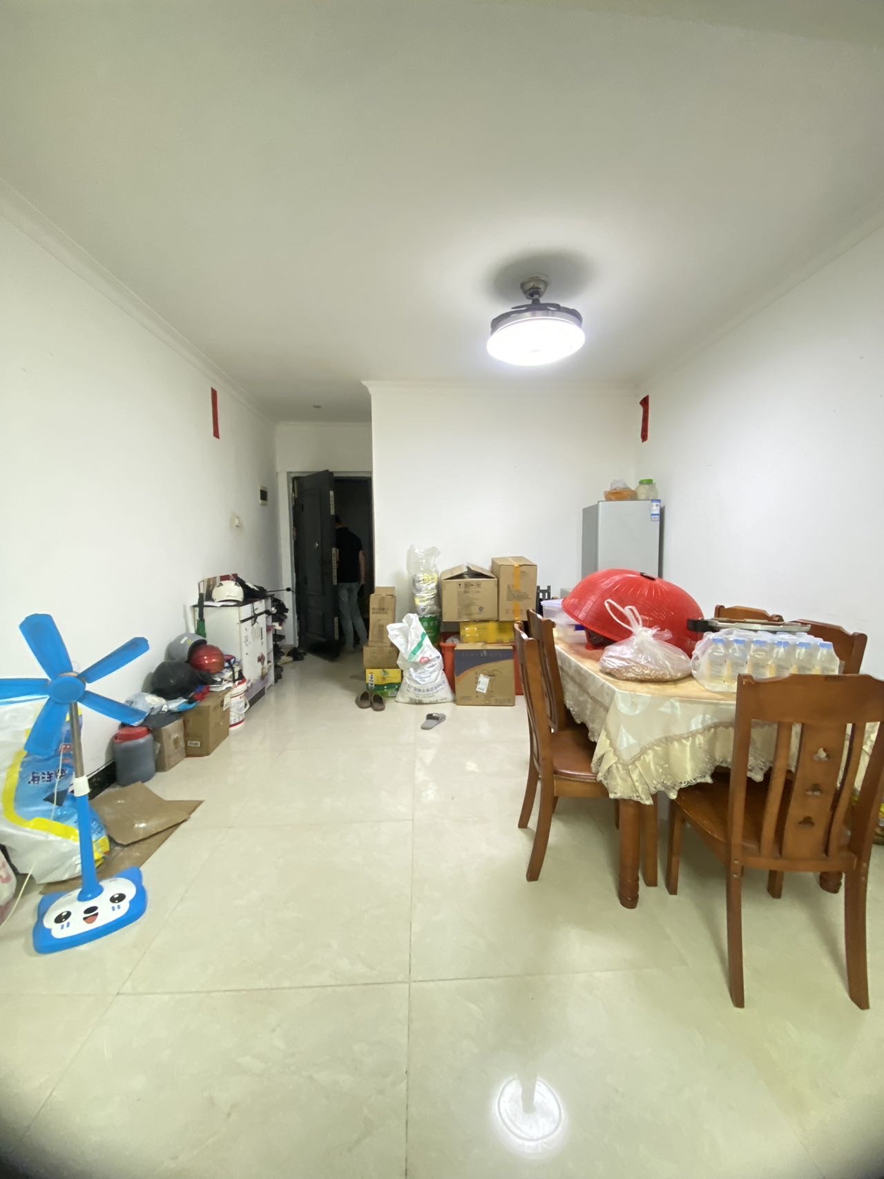 群芳花园  2室2厅1卫    96.0万 群芳花园  2室2厅1卫    96.0万客厅