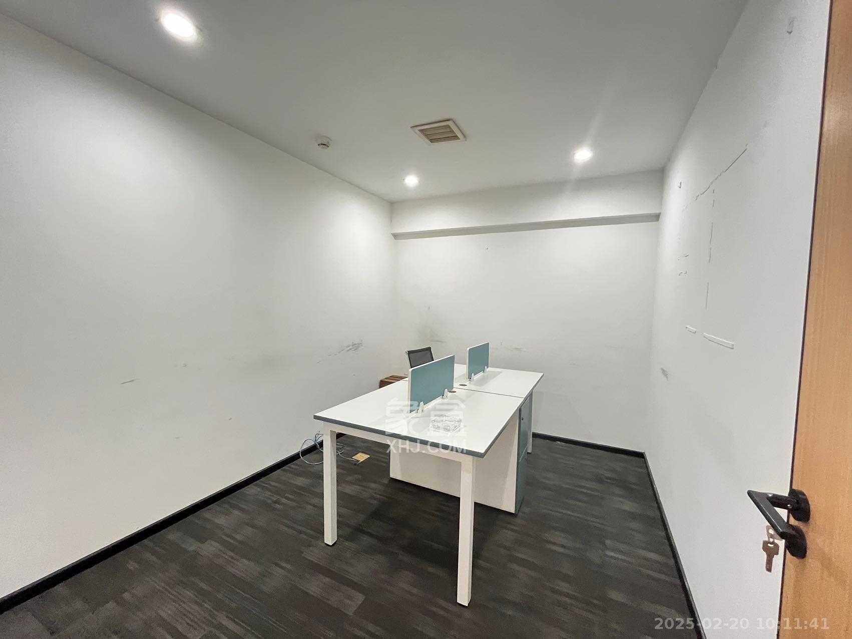 复地星光天地 4室1厅1卫 6300.0元/月 复地星光天地 4室1厅1卫 6300.0元/月室内图