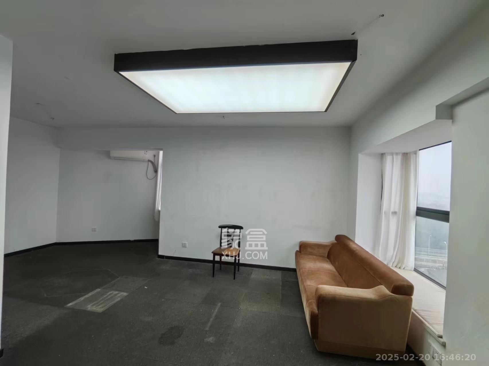 上东印象  3室2厅2卫   3500.00元/月室内图