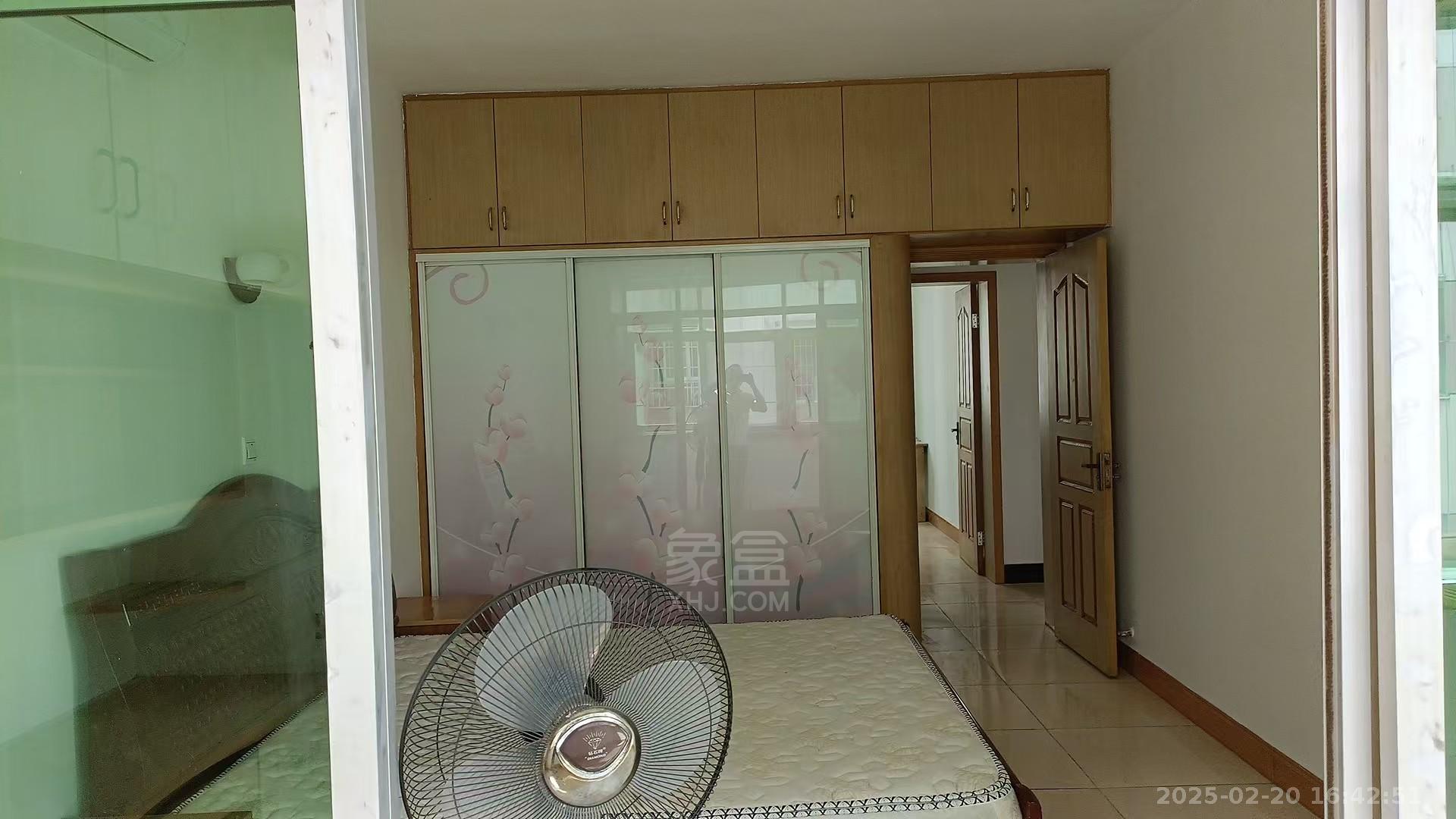 保利建南小区 2室2厅1卫 1000.0元/月 保利建南小区 2室2厅1卫 1000.0元/月室内图