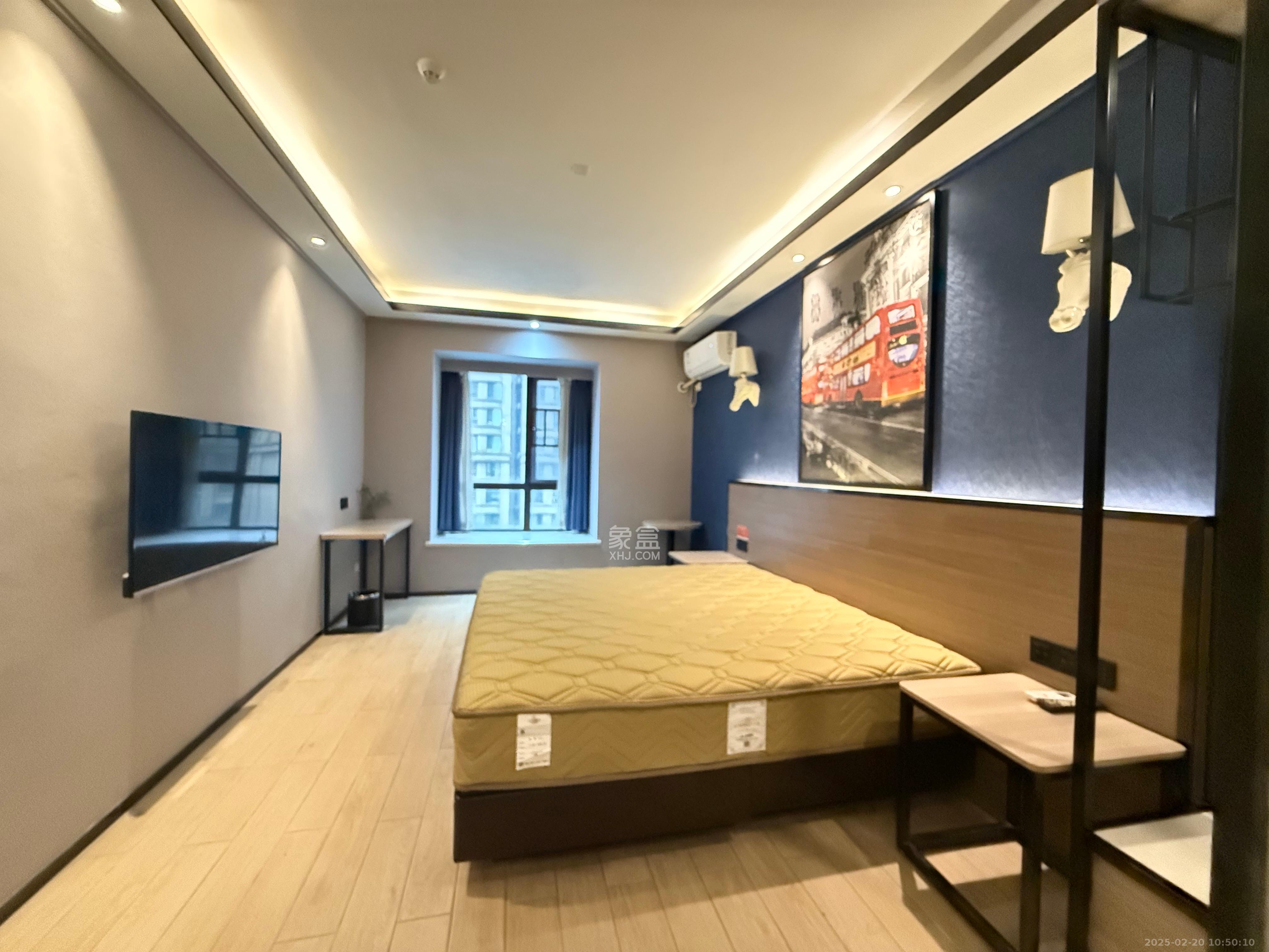 中海国际二期  1室0厅1卫    1000.0元/月 中海国际二期  1室0厅1卫    1000.0元/月