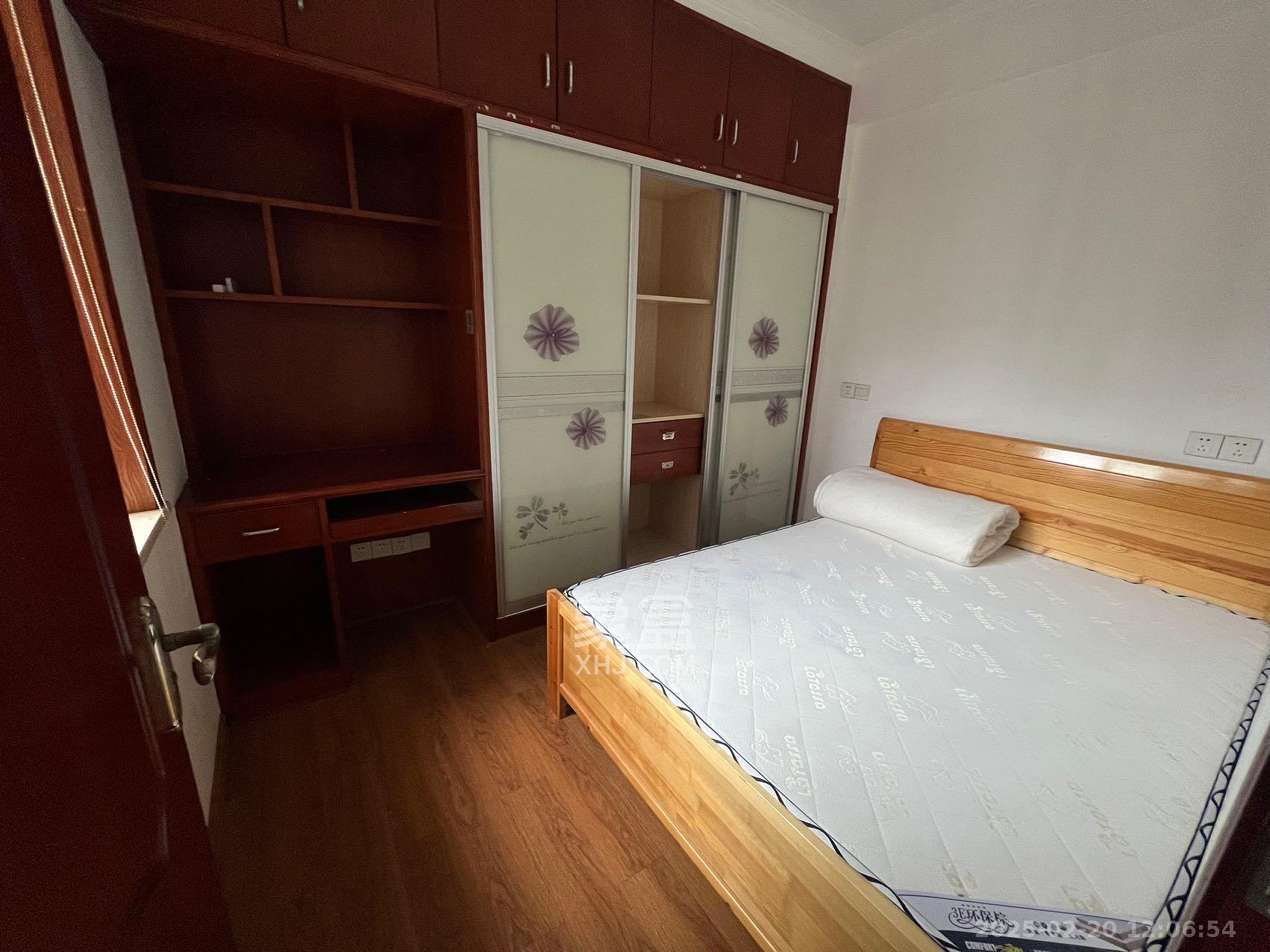 和馨园 3室2厅1卫 2800.0元/月 和馨园 3室2厅1卫 2800.0元/月室内图