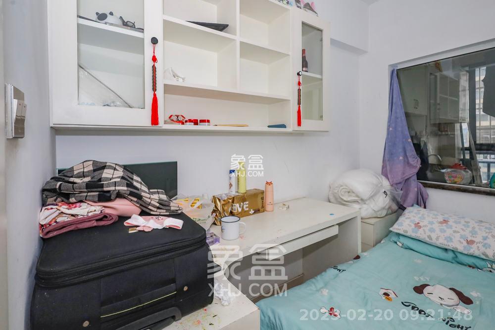 德润园  4室2厅2卫   3200.00元/月室内图