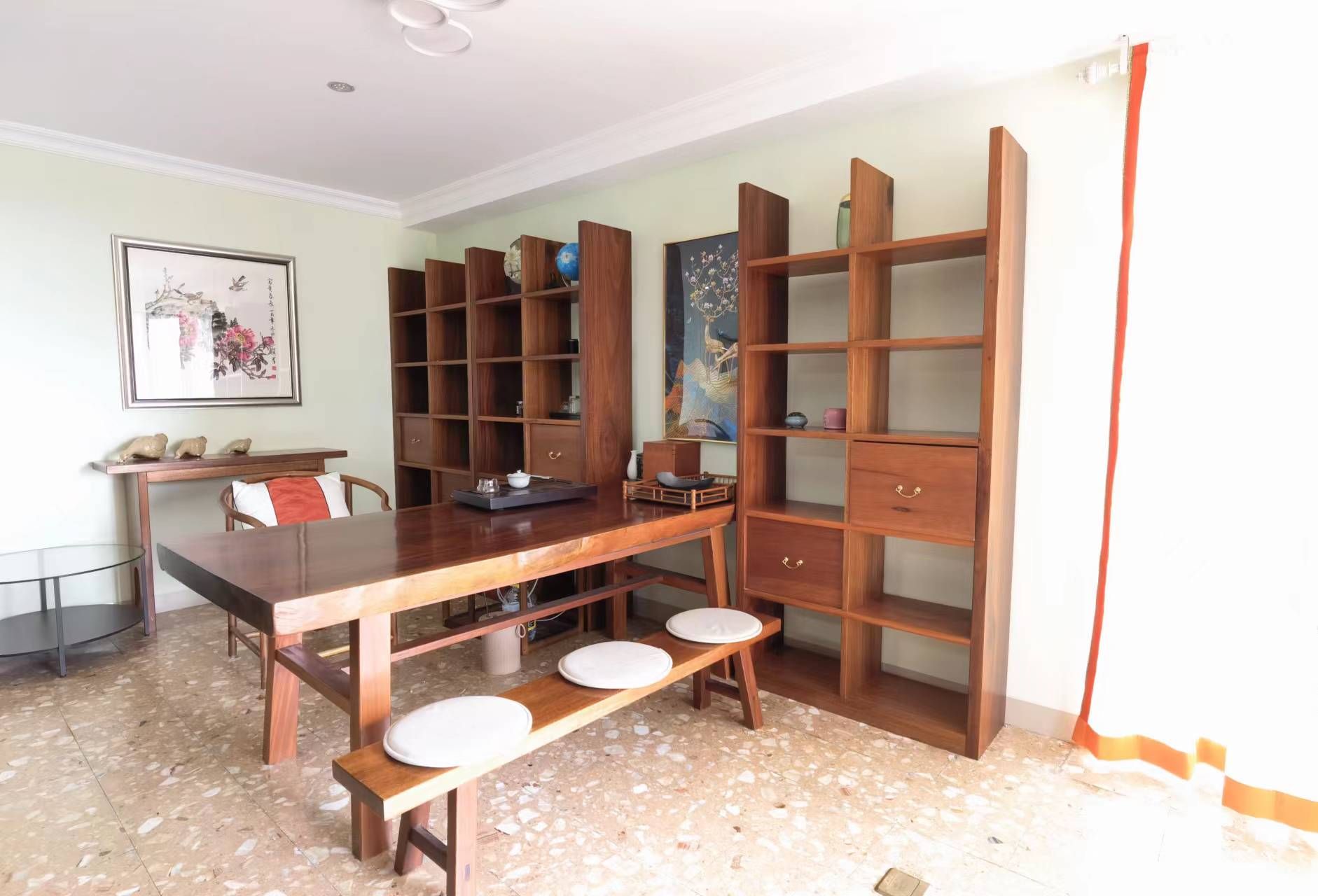 海岸壹号 3室2厅2卫 340.0万 海岸壹号 3室2厅2卫 340.0万客厅