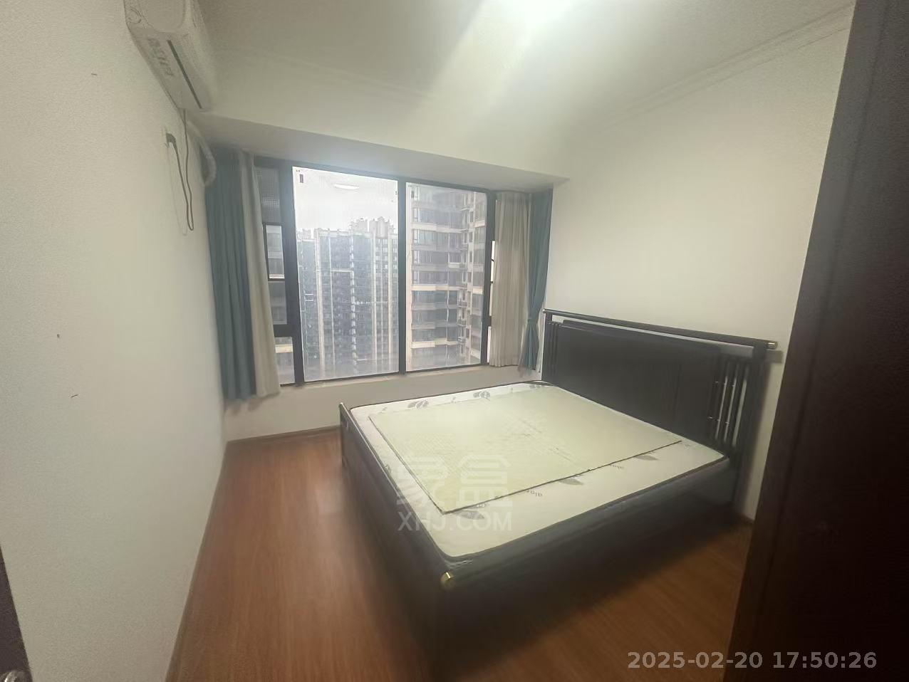 金轮翡翠名园 3室2厅2卫 2000.0元/月 金轮翡翠名园 3室2厅2卫 2000.0元/月室内图