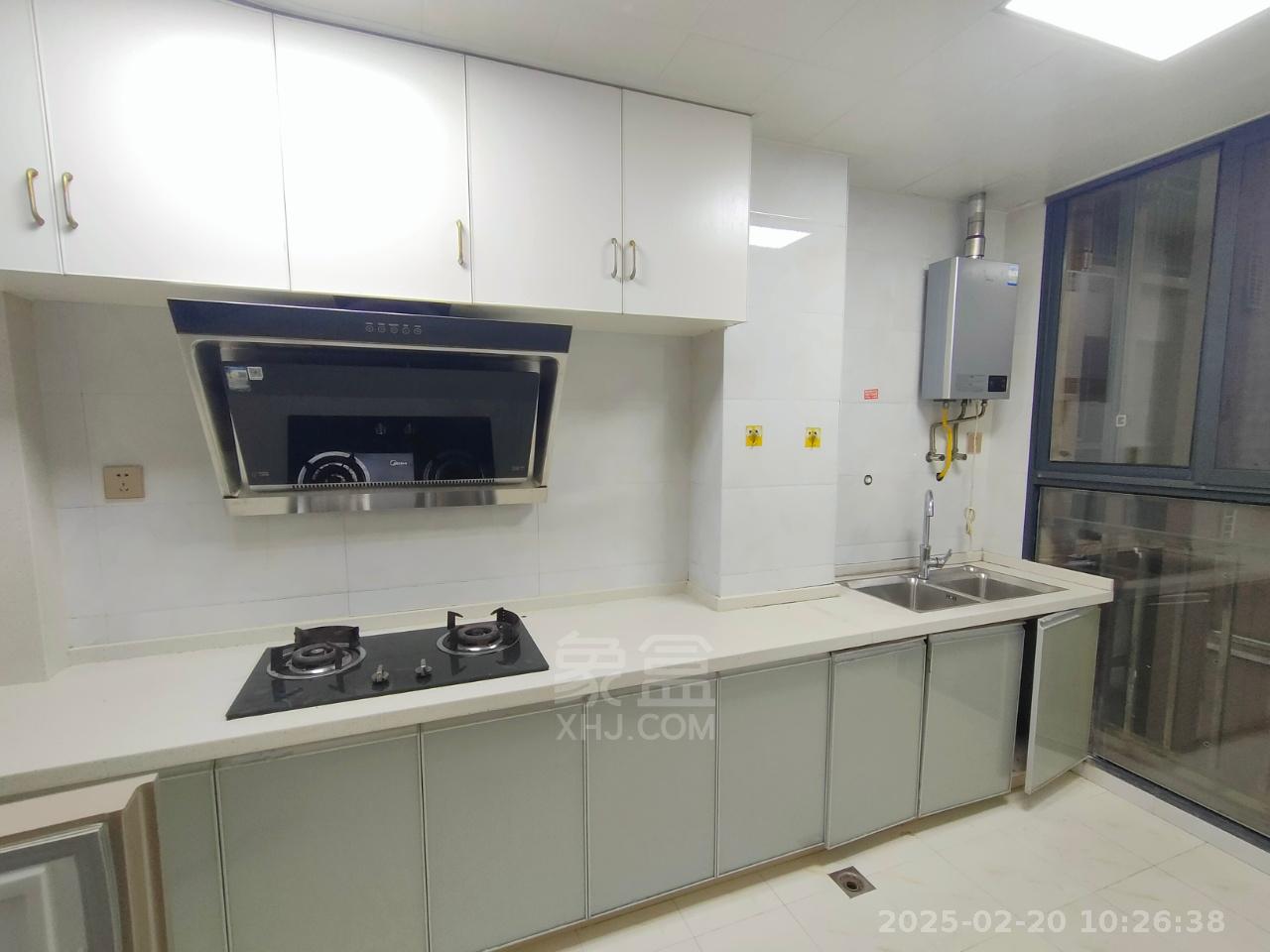 湘银星城 3室2厅1卫 2000.0元/月 湘银星城 3室2厅1卫 2000.0元/月室内图