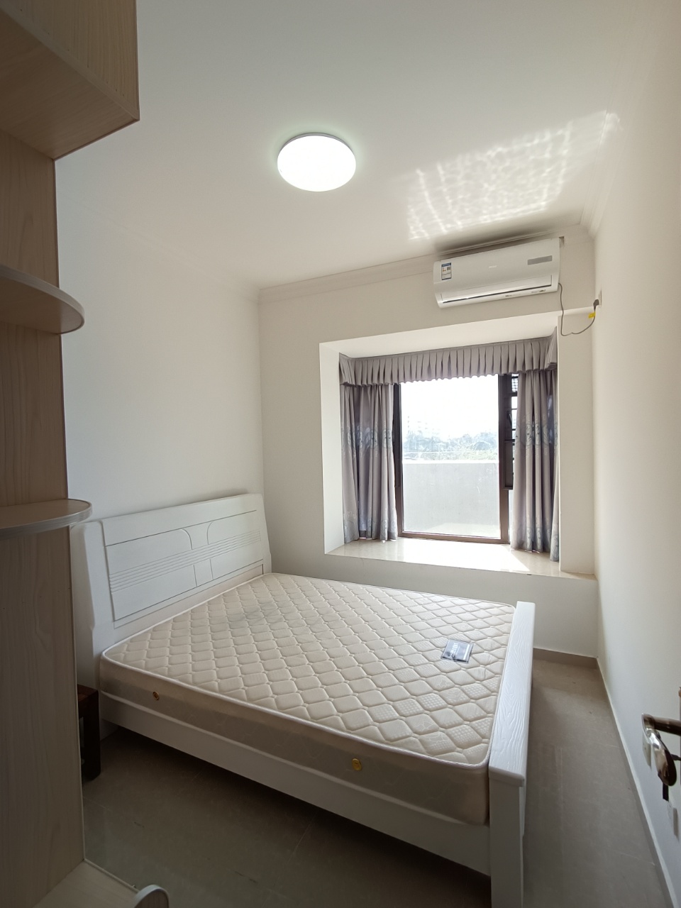 中交怡湖雅苑 3室2厅1卫 2800.0元/月 中交怡湖雅苑 3室2厅1卫 2800.0元/月室内图