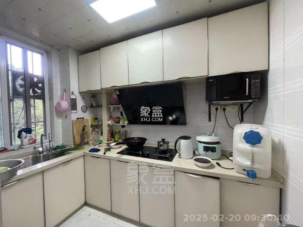 康桥漫步 3室2厅2卫 1500.0元/月 康桥漫步 3室2厅2卫 1500.0元/月室内图