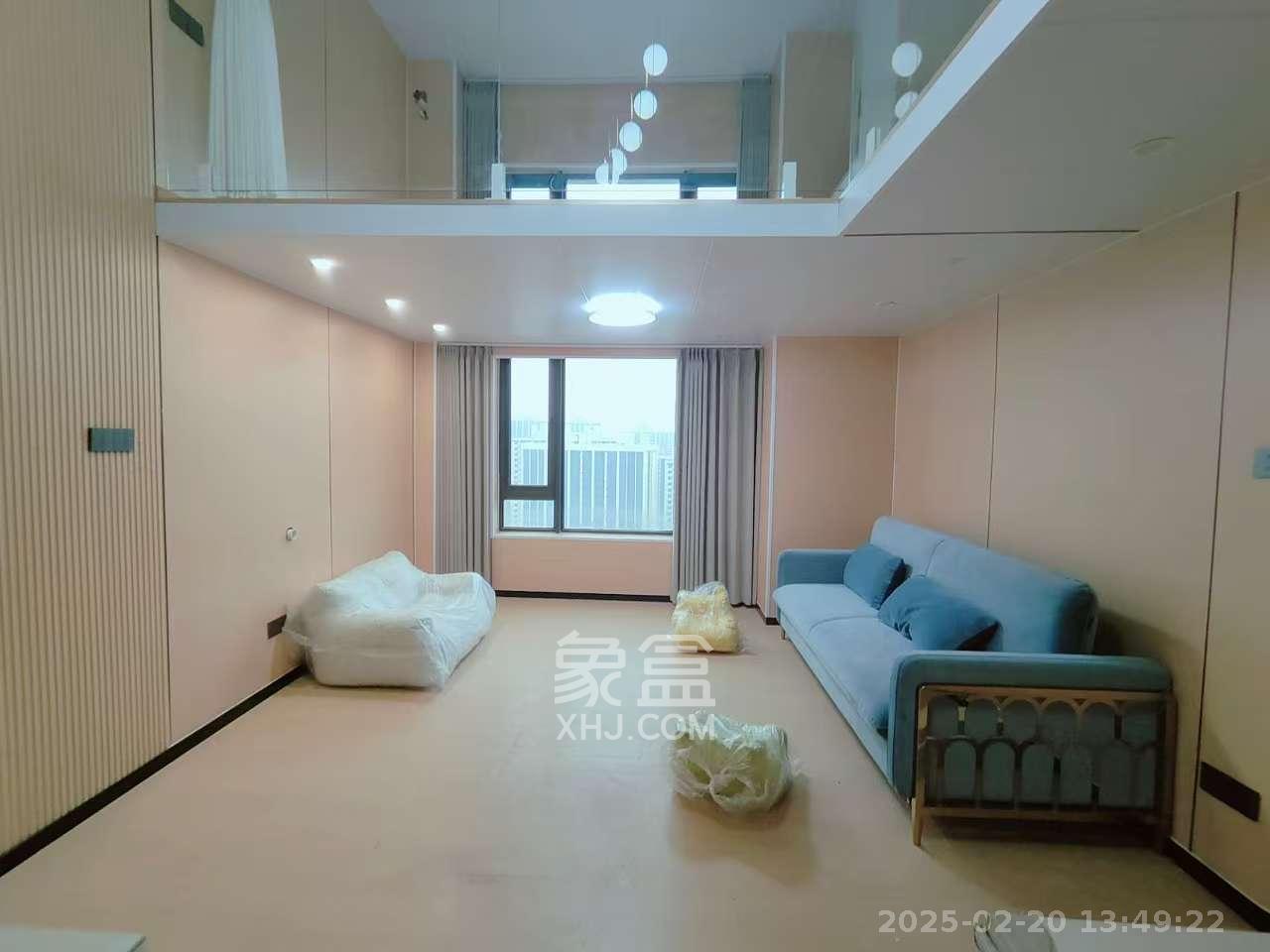 世茂璀璨天城公寓  2室1厅1卫   2500.00元/月室内图