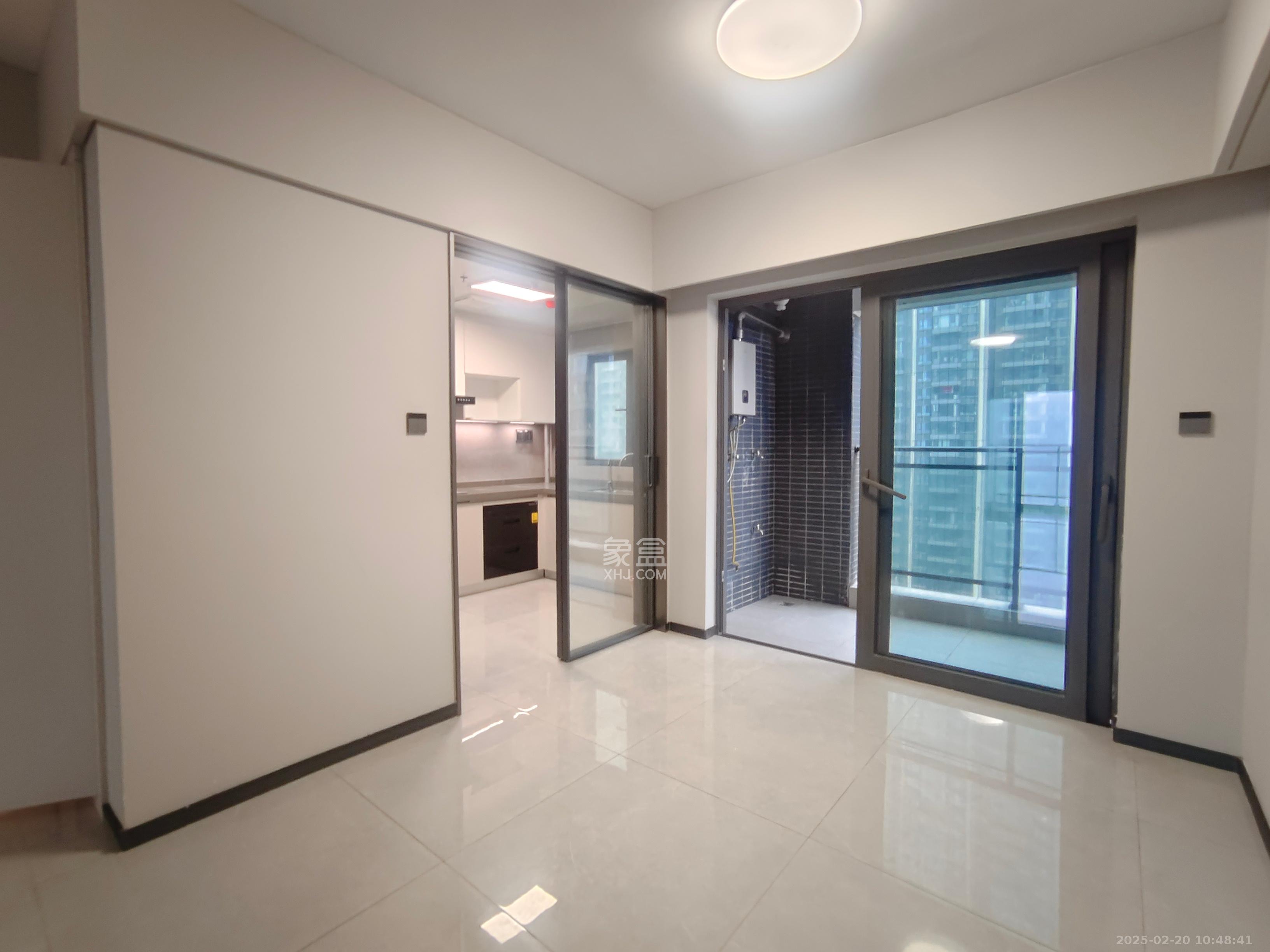 时代梅溪领峰 4室2厅1卫 3750.0元/月 时代梅溪领峰 4室2厅1卫 3750.0元/月室内图