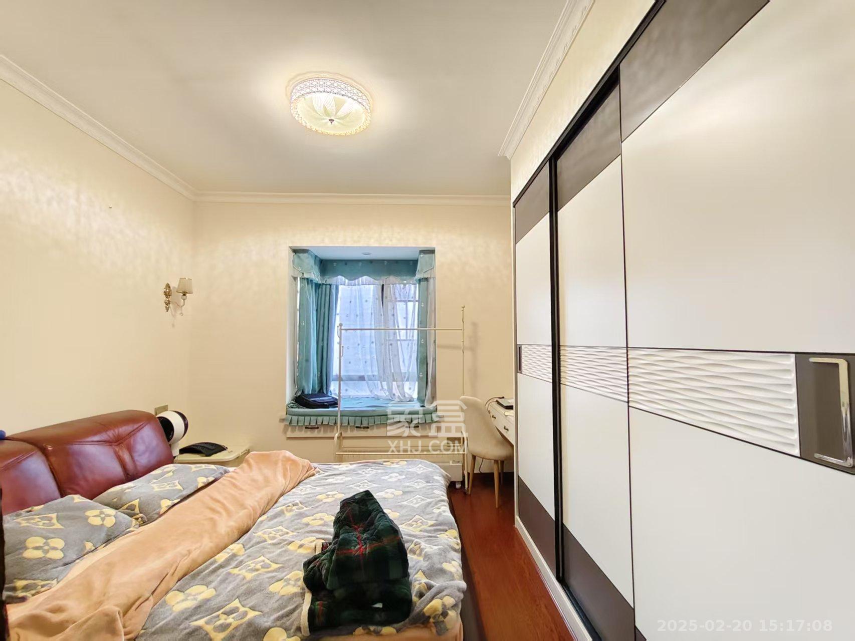 紫华郡 4室2厅2卫 3100.0元/月 紫华郡 4室2厅2卫 3100.0元/月室内图