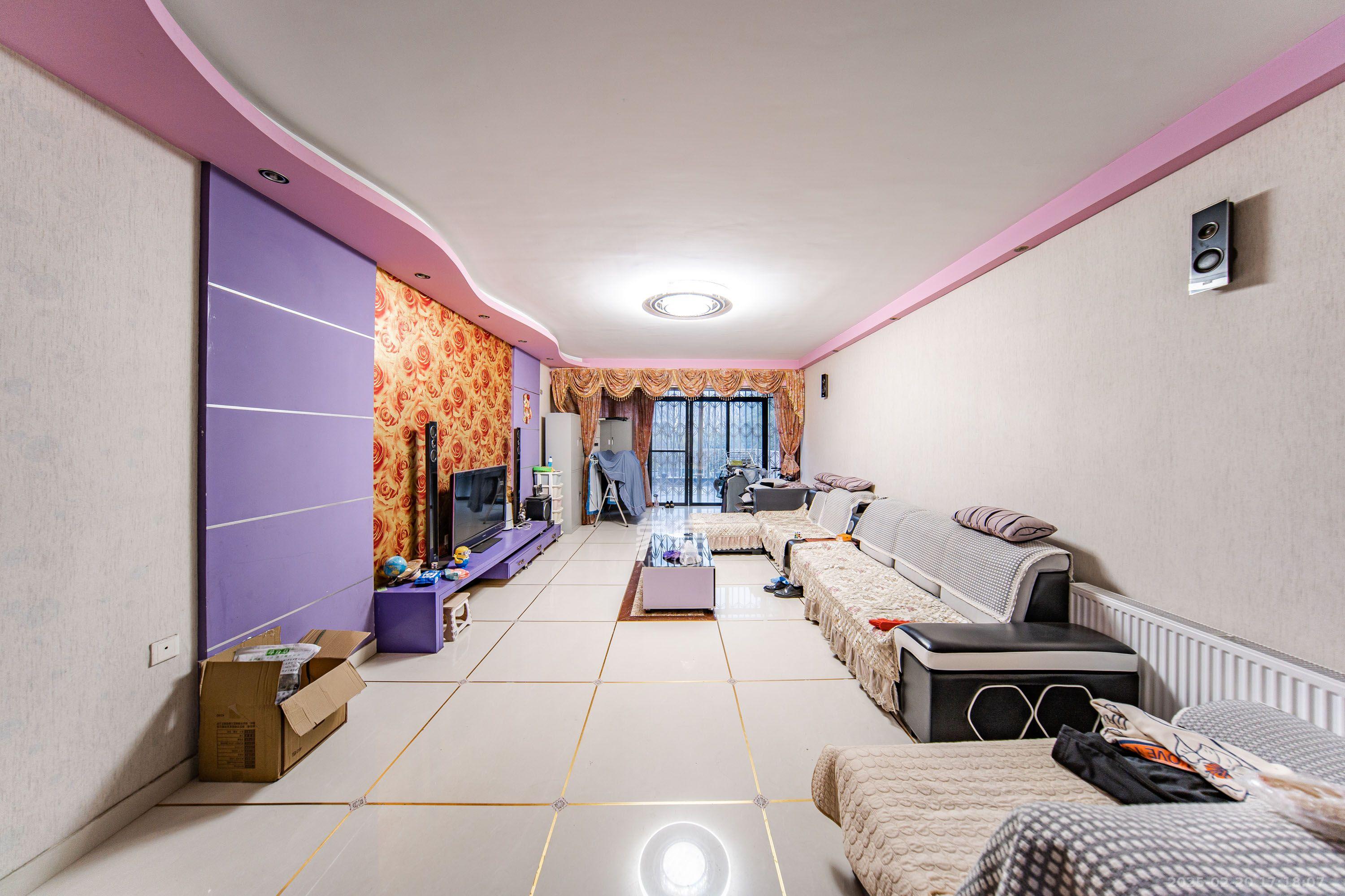 阳光100三期 3室2厅2卫 3000.0元/月 阳光100三期 3室2厅2卫 3000.0元/月室内图