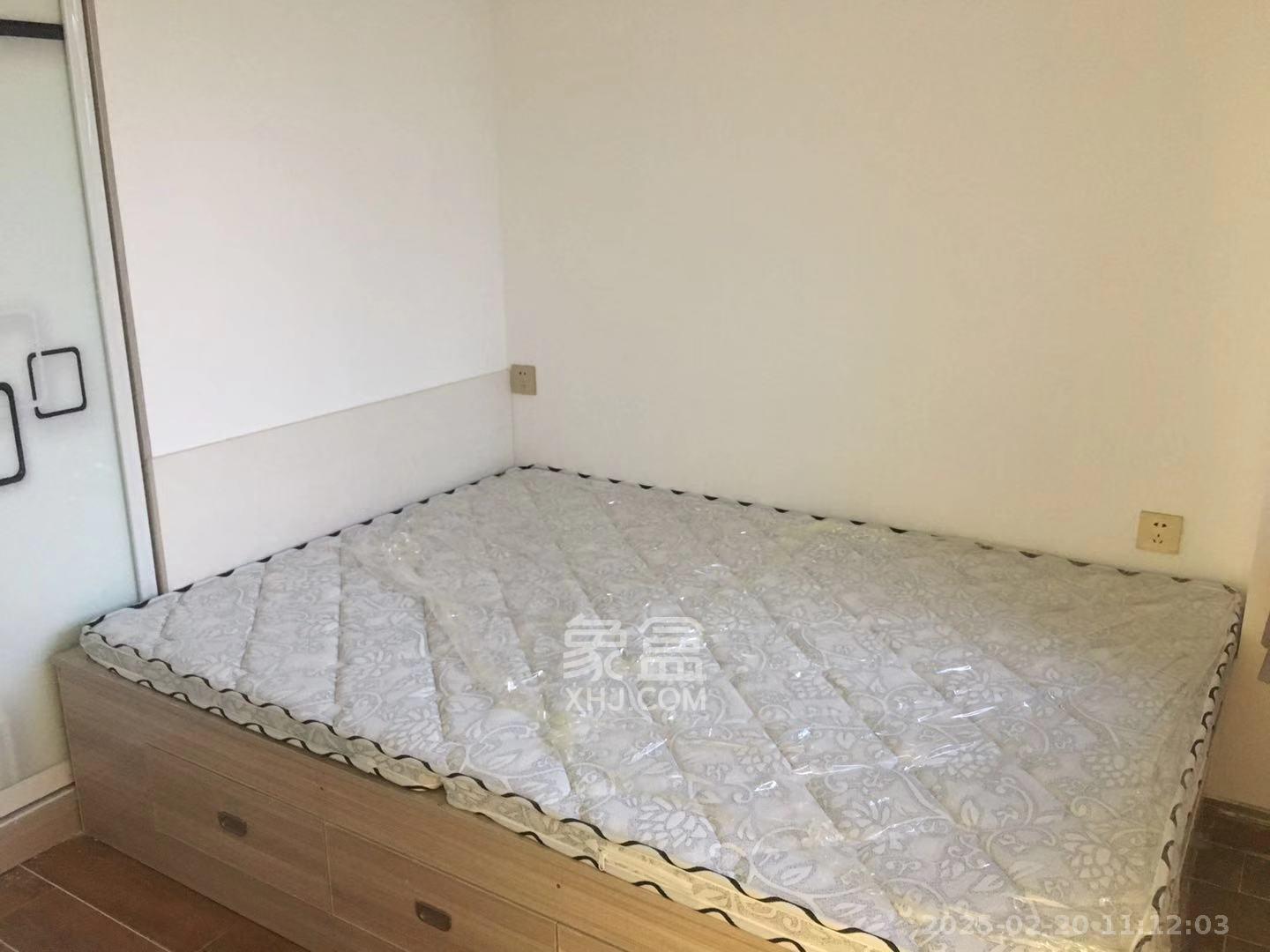 金轮星光名座  2室1厅1卫   2000.00元/月室内图