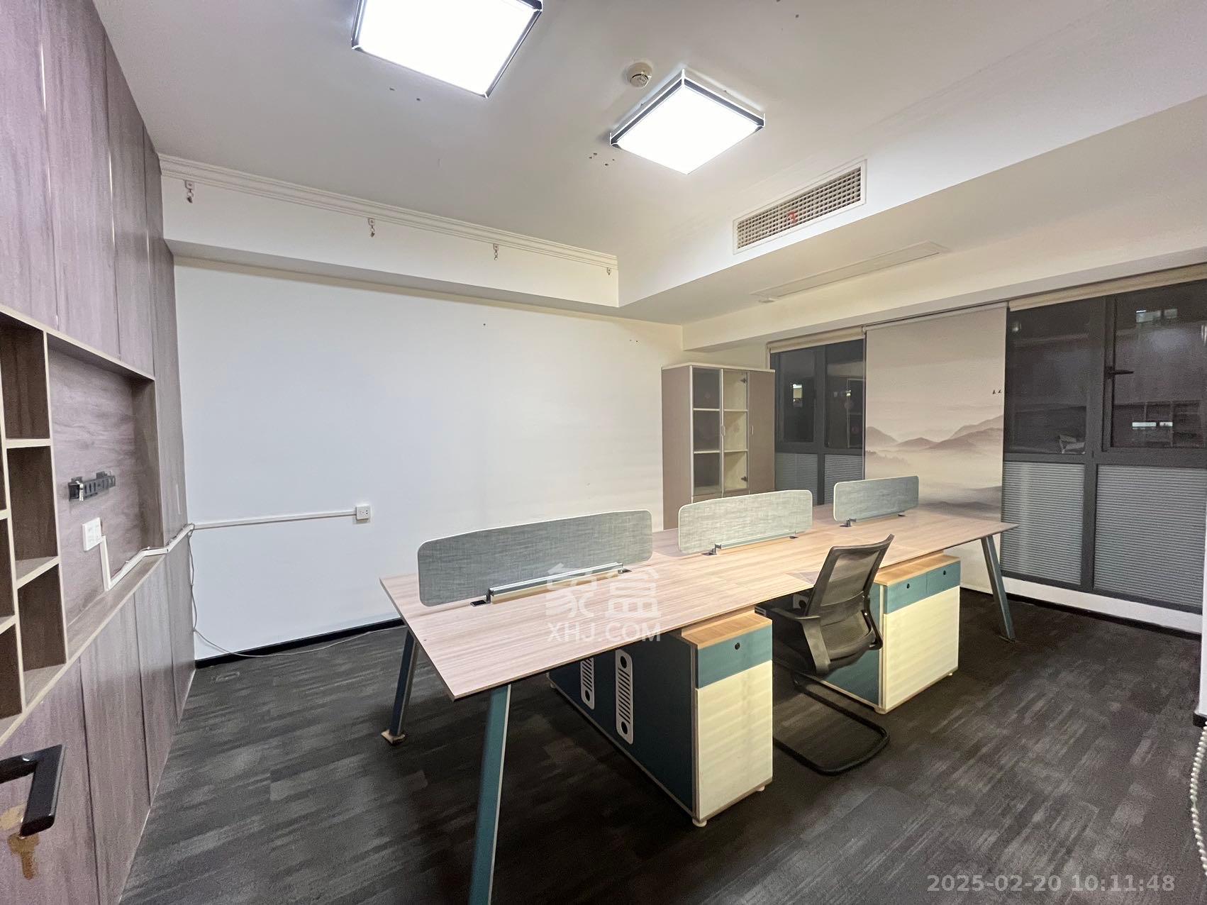 复地星光天地 4室1厅1卫 6300.0元/月 复地星光天地 4室1厅1卫 6300.0元/月室内图