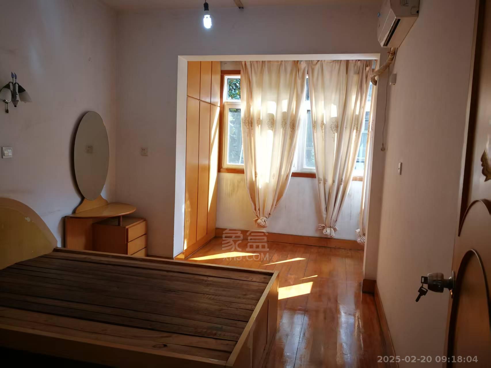 中医院宿舍 3室1厅1卫 1000.0元/月 中医院宿舍 3室1厅1卫 1000.0元/月室内图