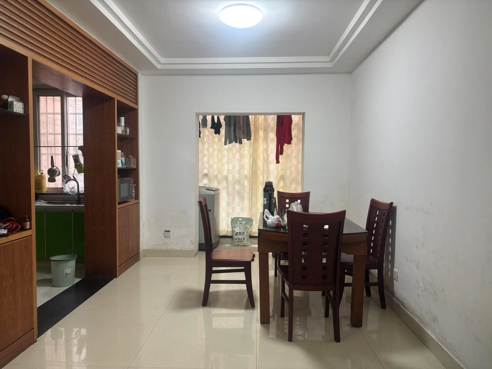 精锐华府(精锐华庭) 3室2厅2卫 1380.0元/月 精锐华府(精锐华庭) 3室2厅2卫 1380.0元/月室内图