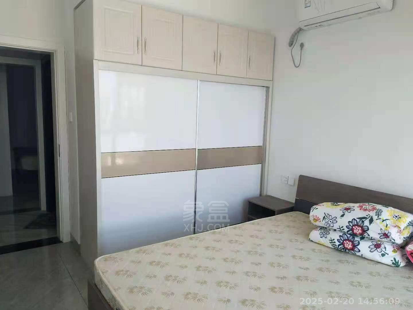 山水洲城华晨第一城 2室2厅1卫 1600.0元/月 山水洲城华晨第一城 2室2厅1卫 1600.0元/月室内图