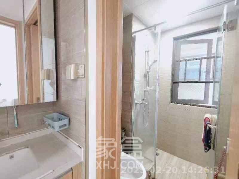 阳光城尚东湾蓝莓苑  3室2厅1卫    2000.0元/月室内图