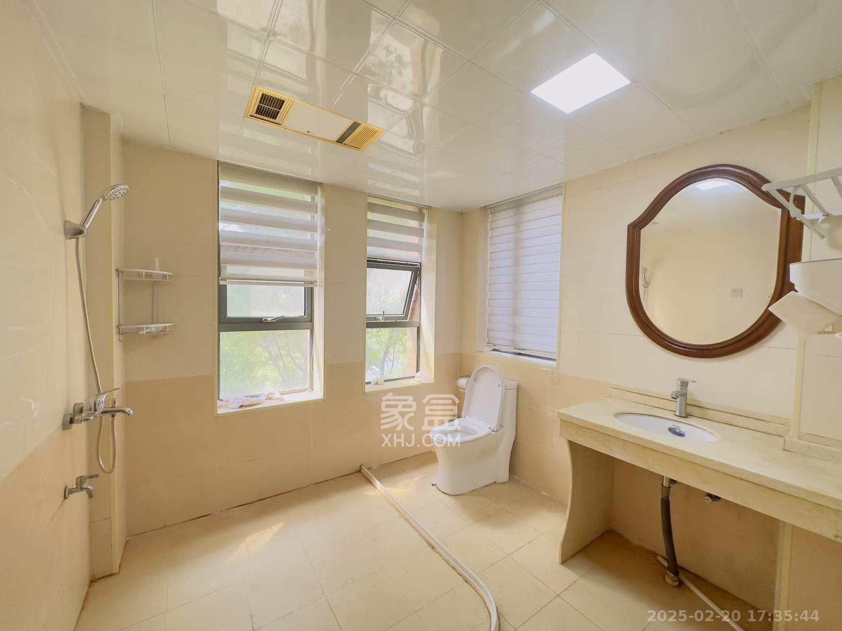 奥林匹克花园 3室2厅2卫 3400.0元/月 奥林匹克花园 3室2厅2卫 3400.0元/月室内图