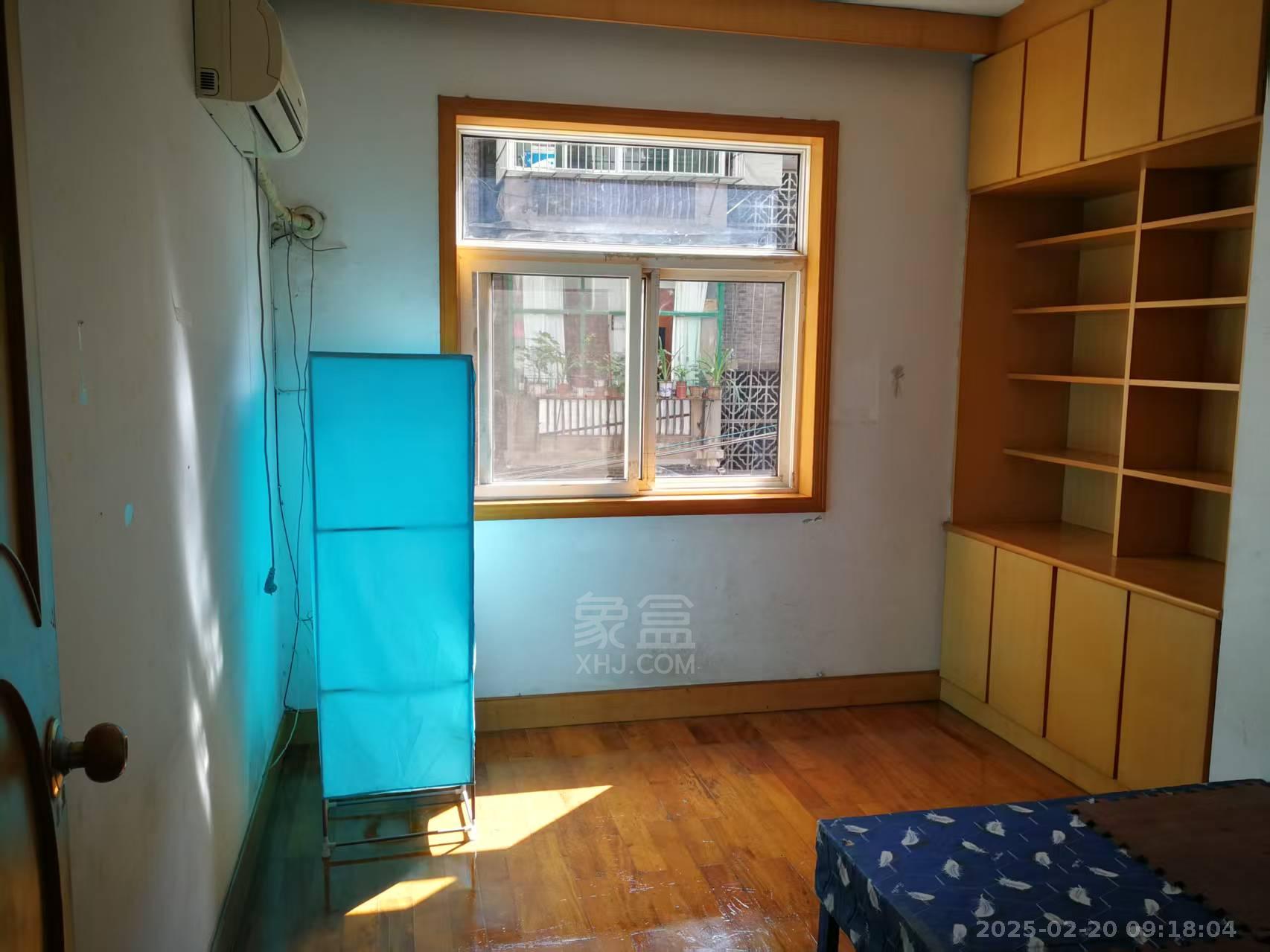 中医院宿舍 3室1厅1卫 1000.0元/月 中医院宿舍 3室1厅1卫 1000.0元/月室内图