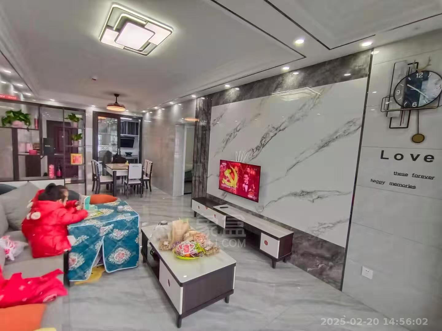 山水洲城华晨第一城 2室2厅1卫 1600.0元/月 山水洲城华晨第一城 2室2厅1卫 1600.0元/月室内图