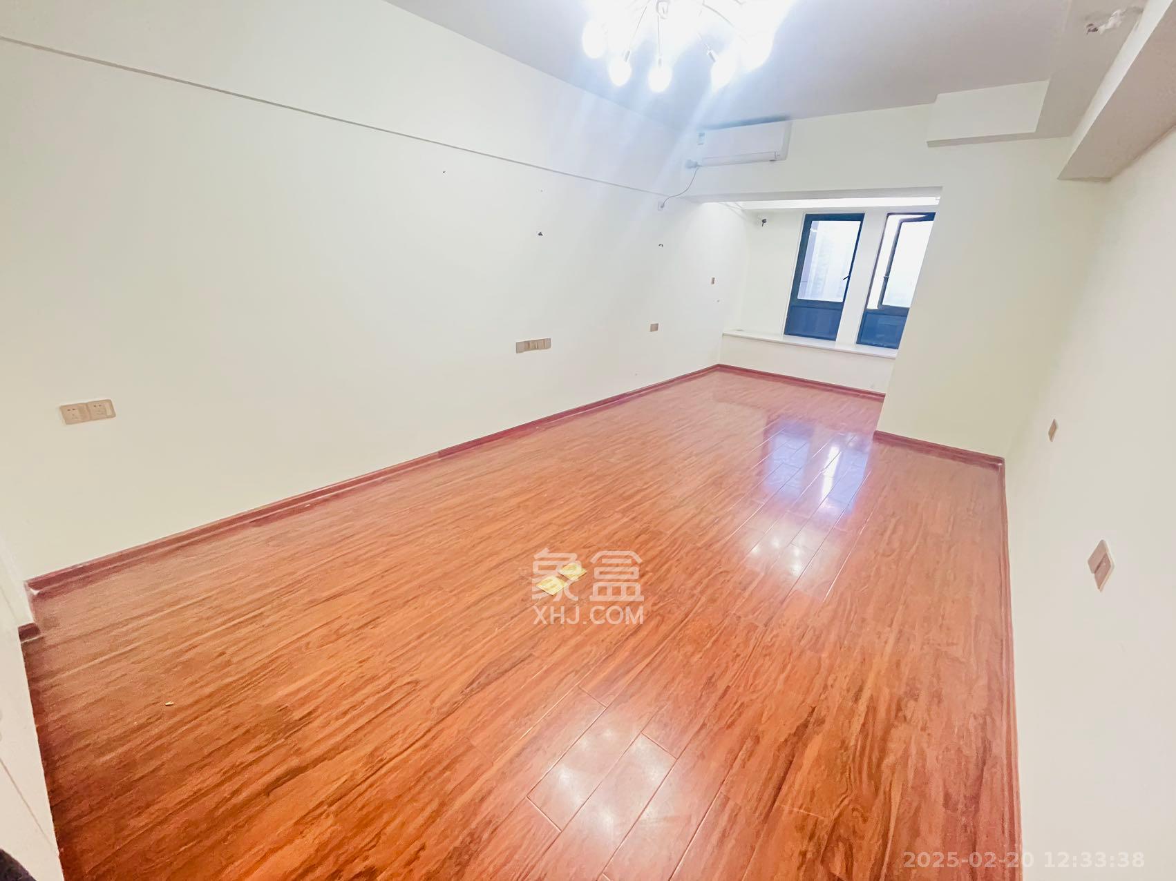 建發(fā)匯金國(guó)際   54.11㎡     1700.00元/月