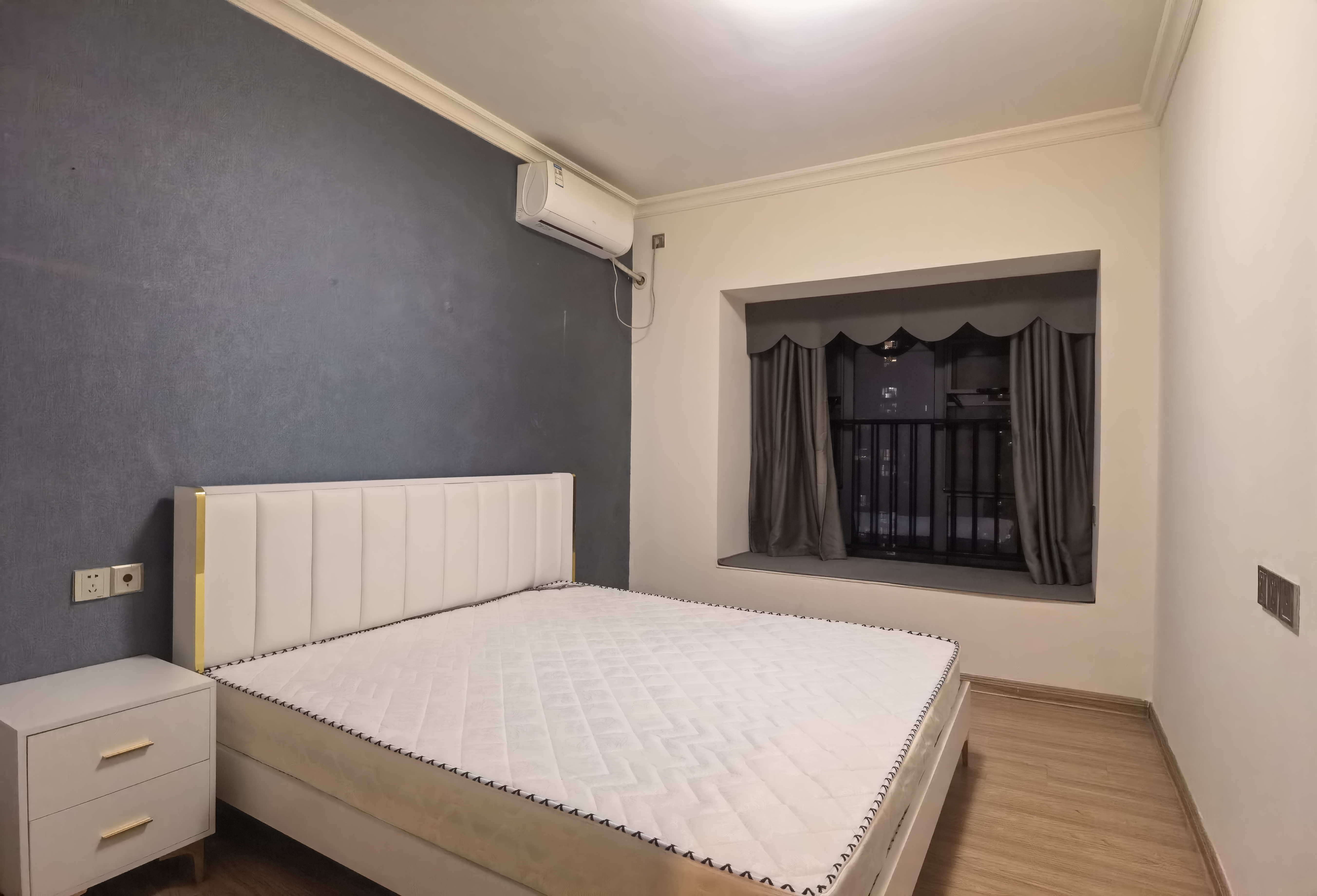 碧桂园梓山府 4室2厅2卫 2400.0元/月 碧桂园梓山府 4室2厅2卫 2400.0元/月室内图