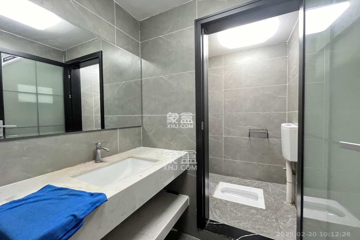 复地星光天地 4室1厅1卫 6300.0元/月 复地星光天地 4室1厅1卫 6300.0元/月室内图