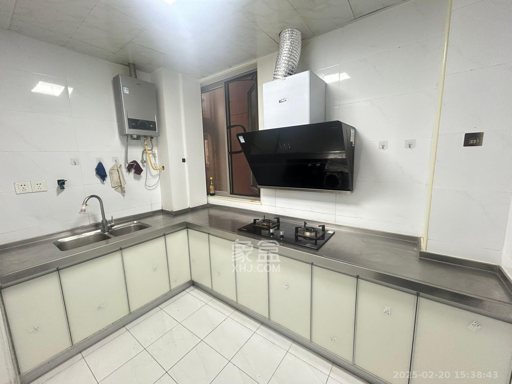 怡海星城 3室2厅1卫 1800.0元/月 怡海星城 3室2厅1卫 1800.0元/月室内图