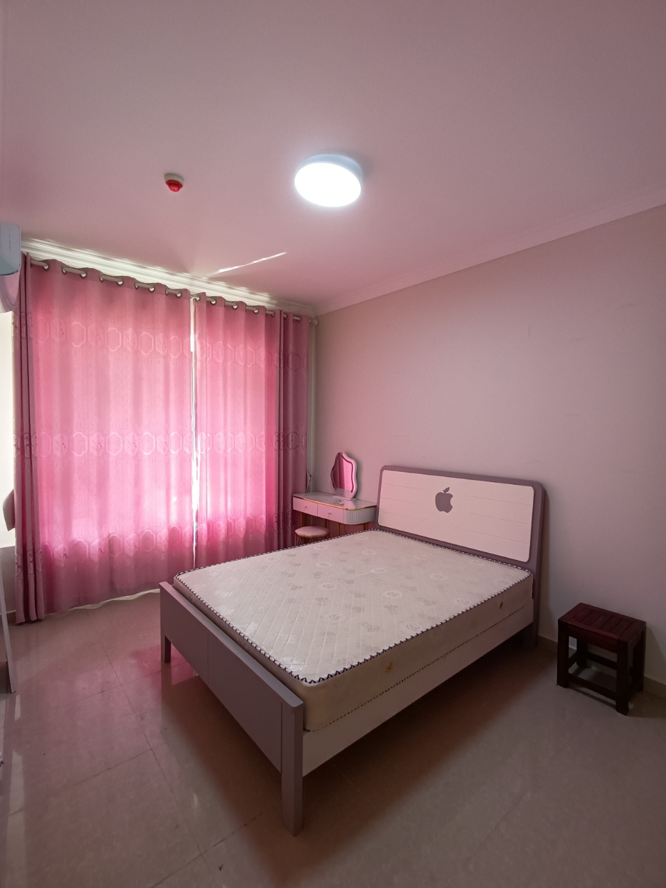 中交怡湖雅苑 3室2厅1卫 2800.0元/月 中交怡湖雅苑 3室2厅1卫 2800.0元/月室内图