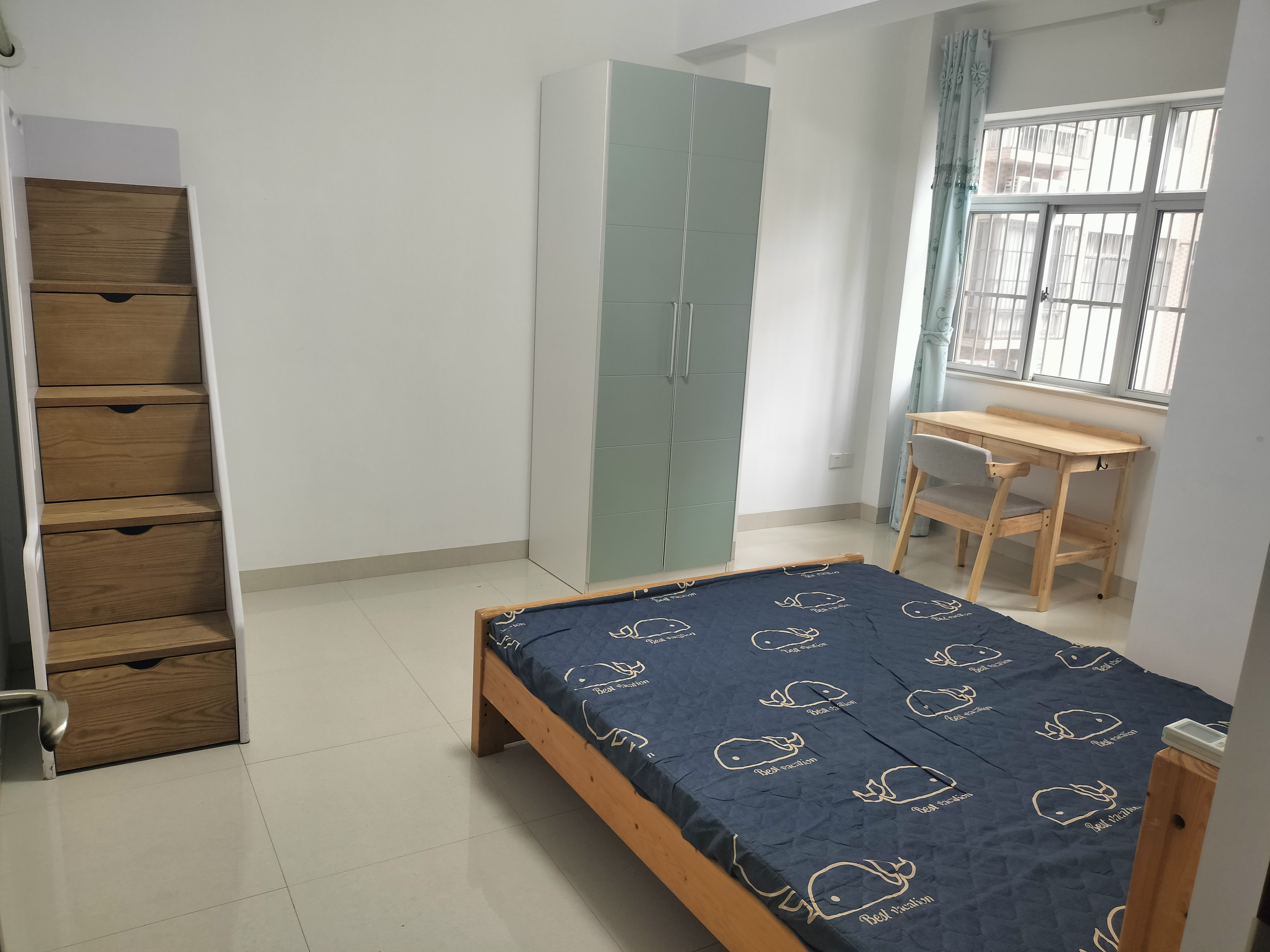 学苑公寓 3室2厅2卫 2600.0元/月 学苑公寓 3室2厅2卫 2600.0元/月室内图