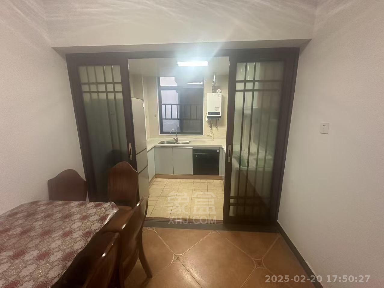 金轮翡翠名园 3室2厅2卫 2000.0元/月 金轮翡翠名园 3室2厅2卫 2000.0元/月室内图