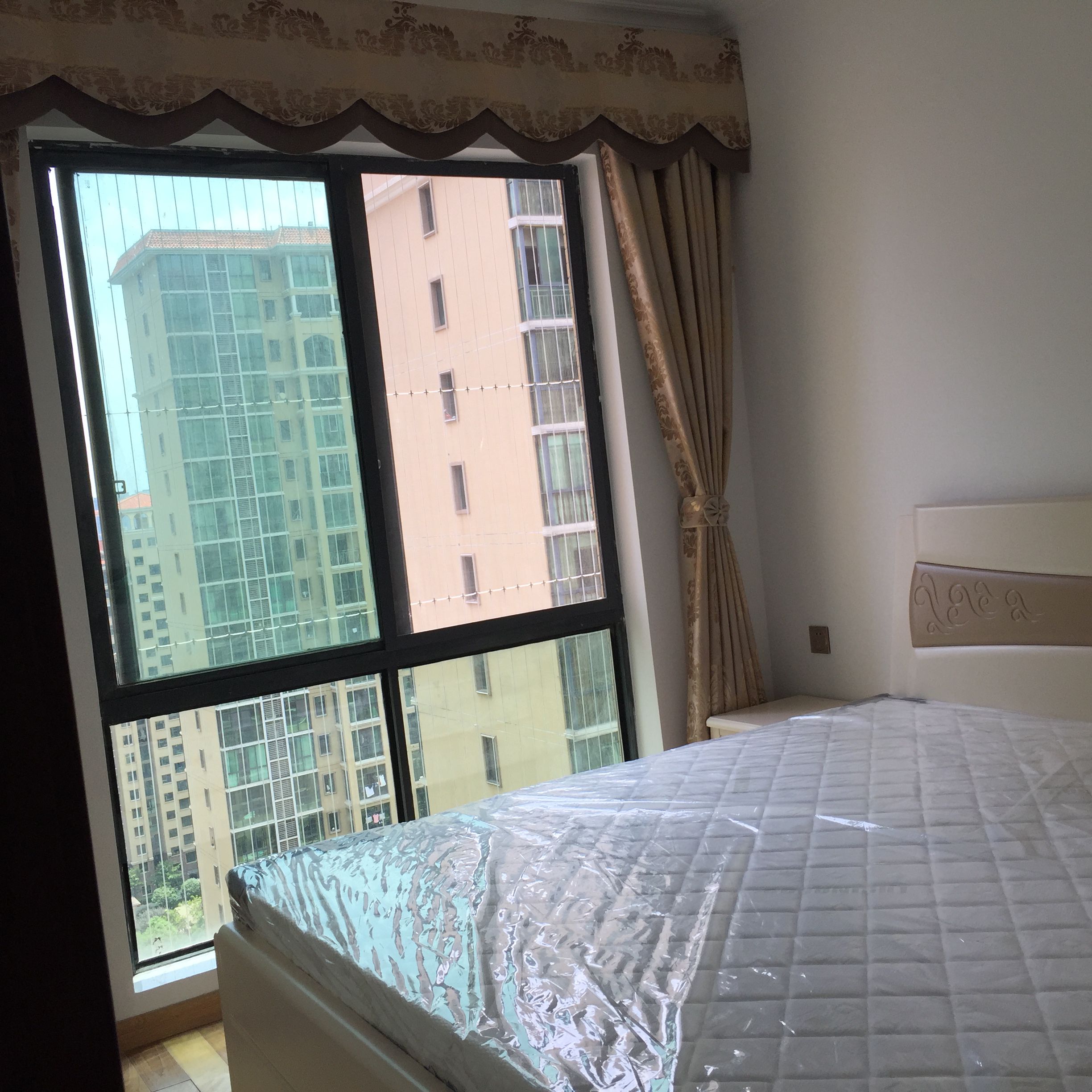 水映豪廷(一,二,三期) 3室1厅1卫 2200.0元/月 水映豪廷(一,二,三期) 3室1厅1卫 2200.0元/月室内图